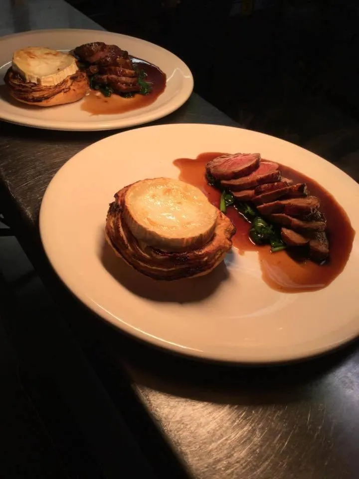 Restaurant/places to eat in The Ship Inn Fowey