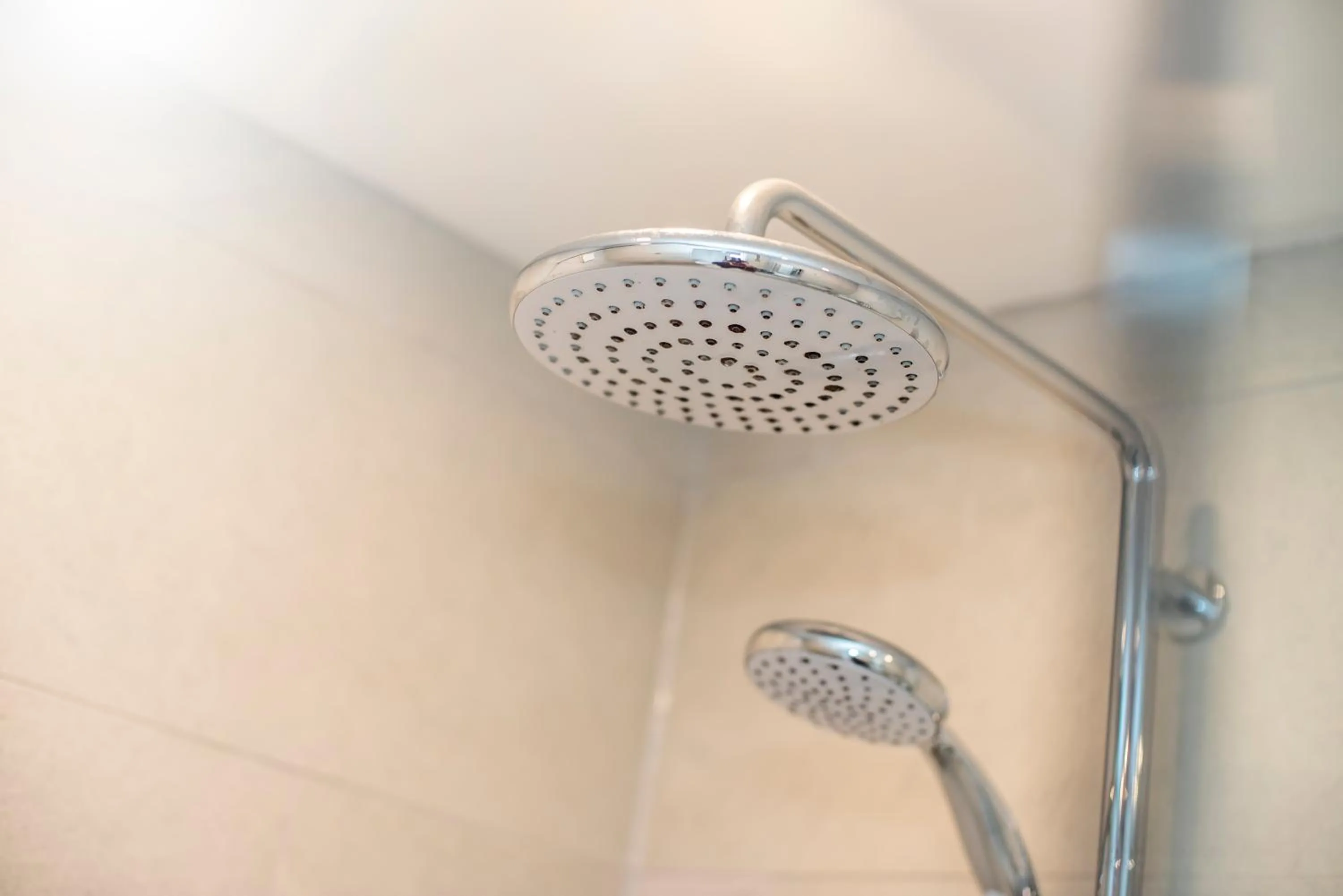 Shower in Trewern Arms