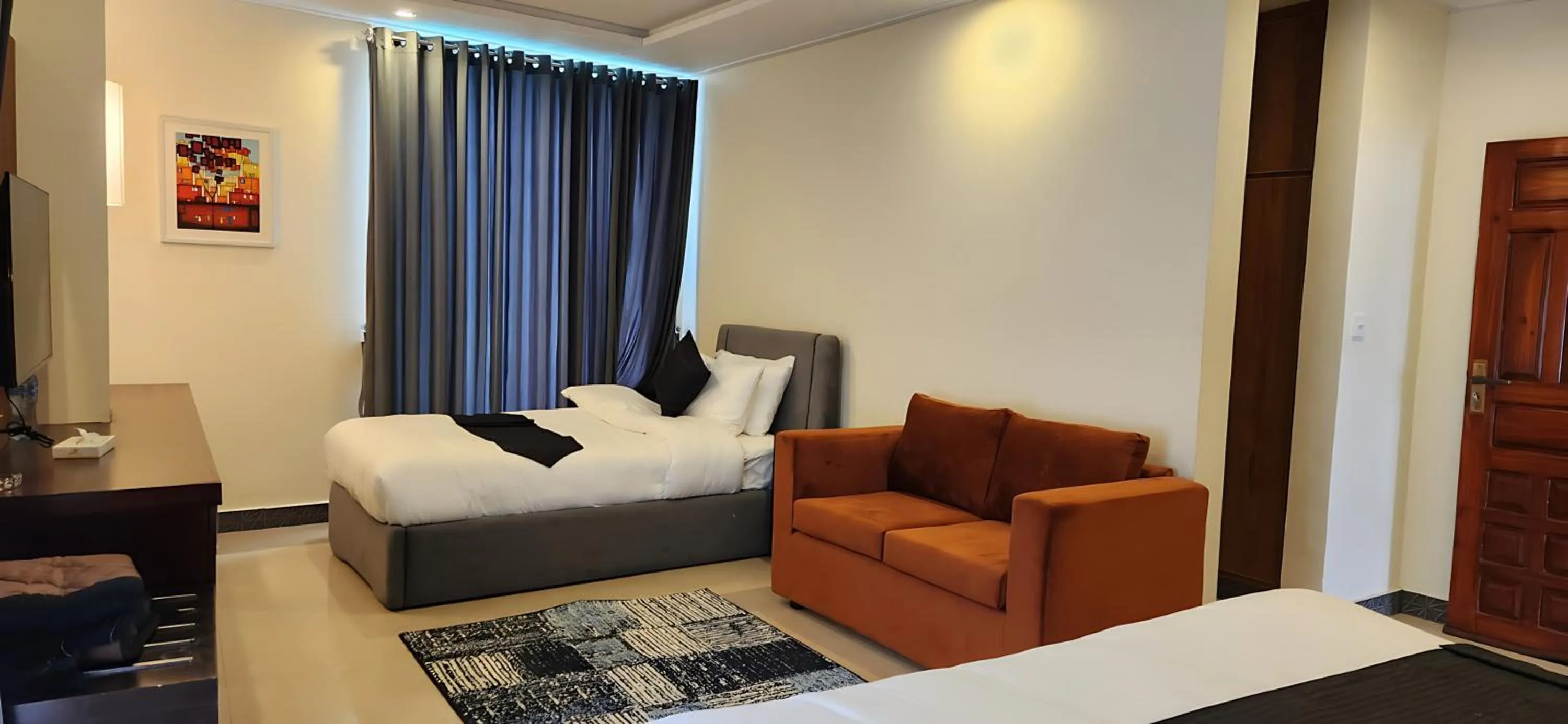 Bedroom in Pinemont Hotel, Murree