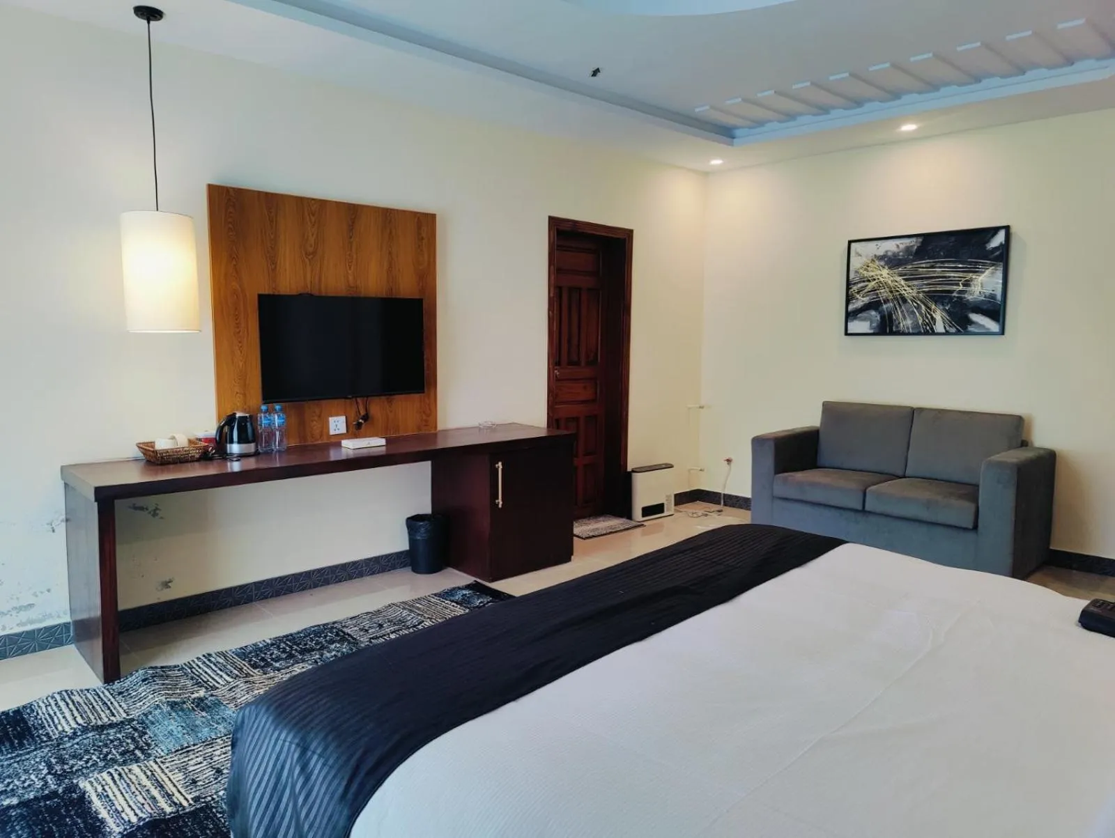 Bedroom in Pinemont Hotel, Murree