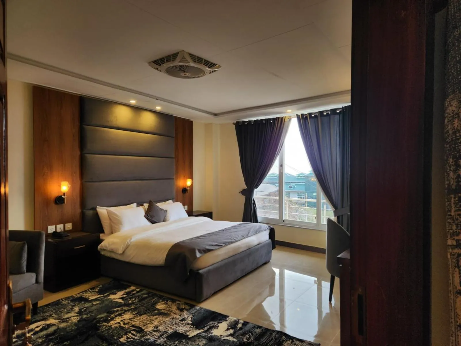 Bedroom in Pinemont Hotel, Murree