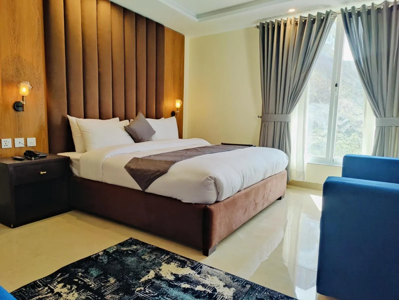 Bedroom in Pinemont Hotel, Murree