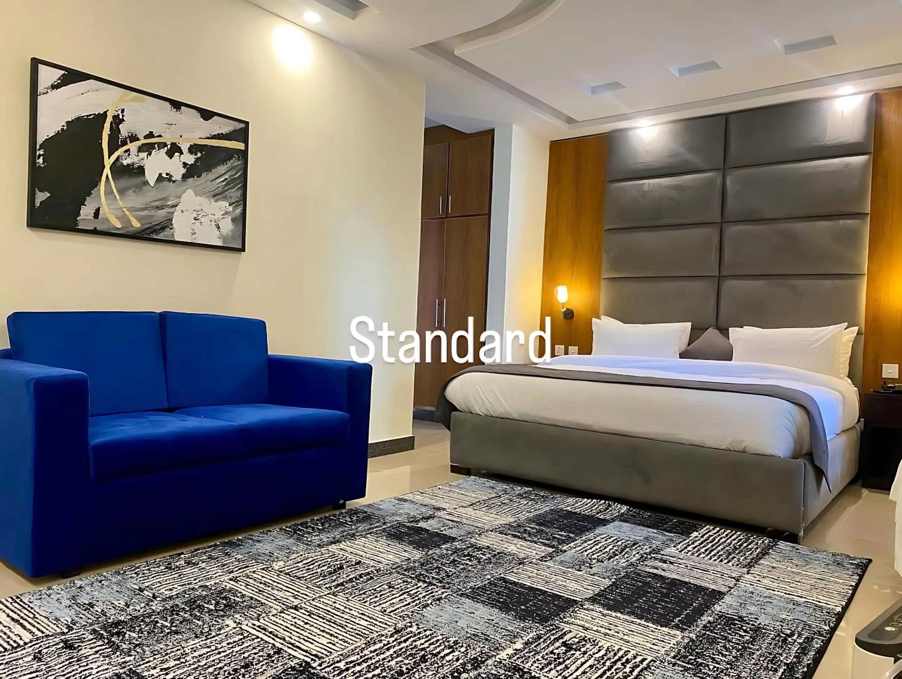 Bedroom in Pinemont Hotel, Murree