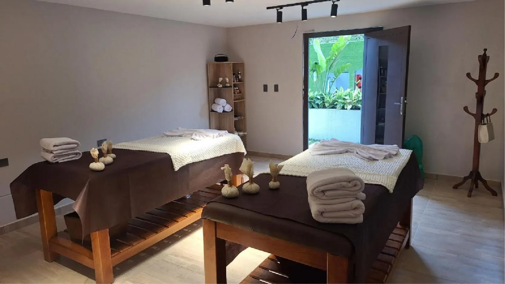 Massage, Bed in Hotel San Gil House