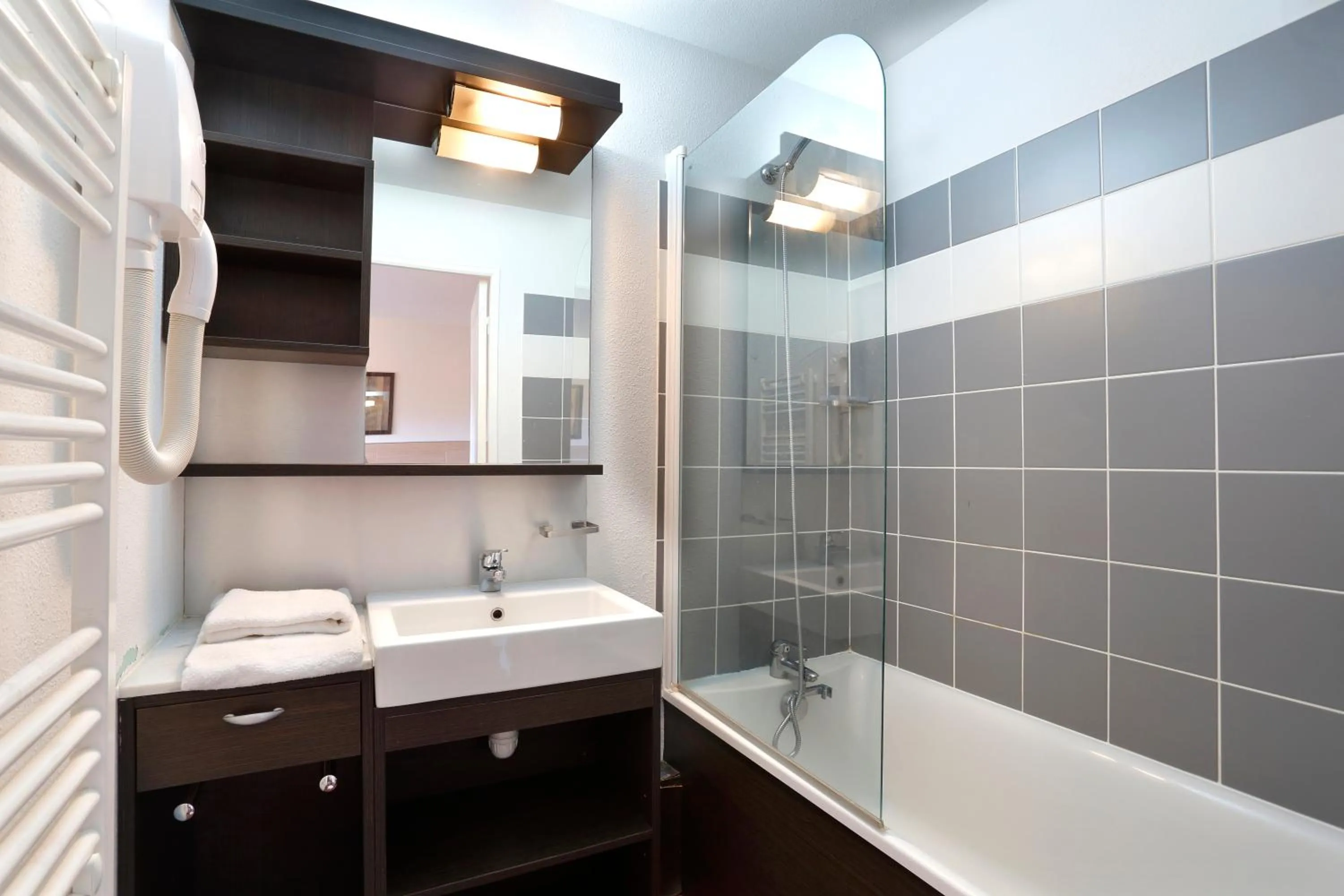 Bathroom in Vacancéole - Les Chalets du Verdon