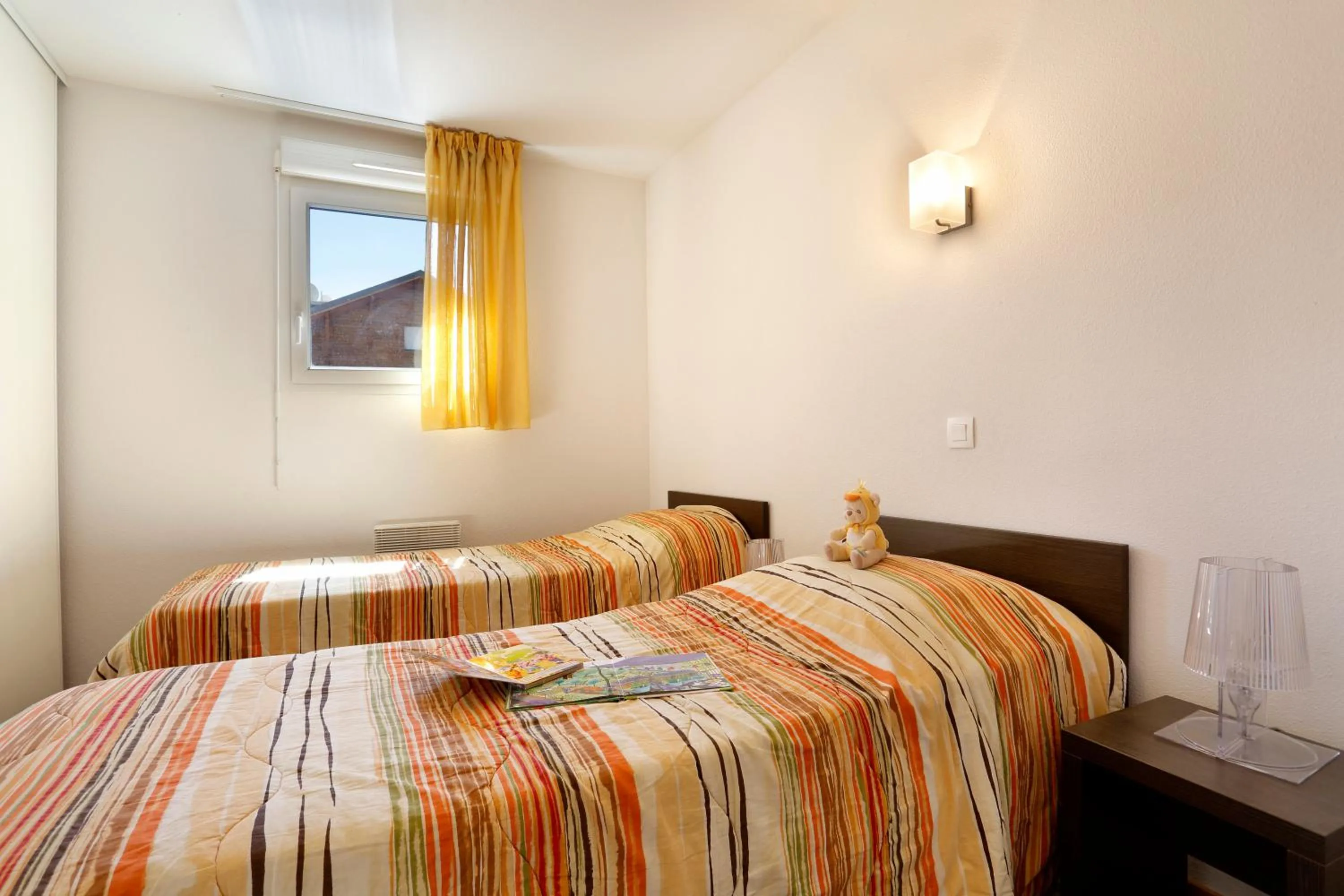 Bedroom, Bed in Vacancéole - Les Chalets du Verdon