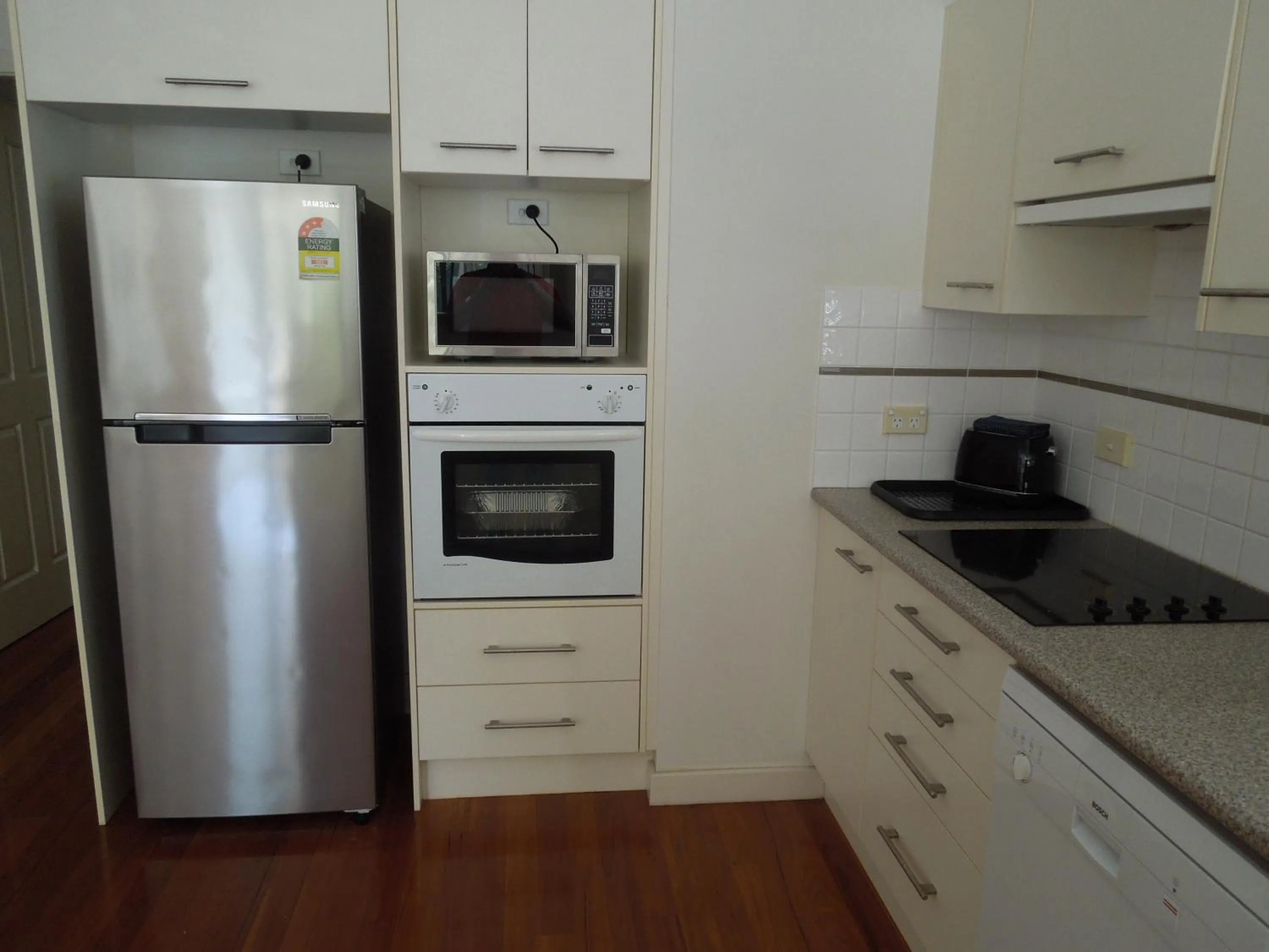 Three-Bedroom Townhouse in Oceanside Hawks Nest