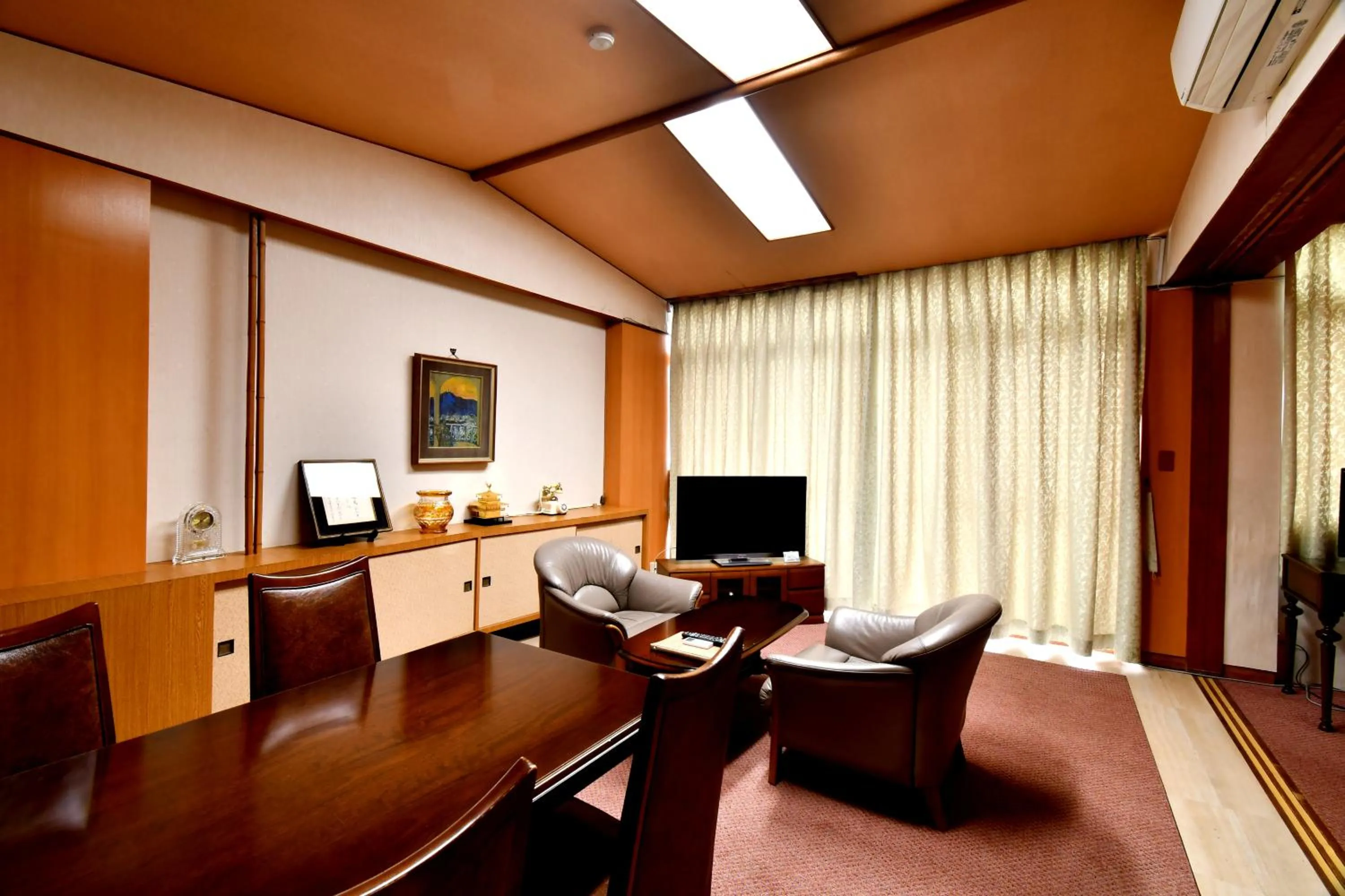 TV and multimedia in Yataro