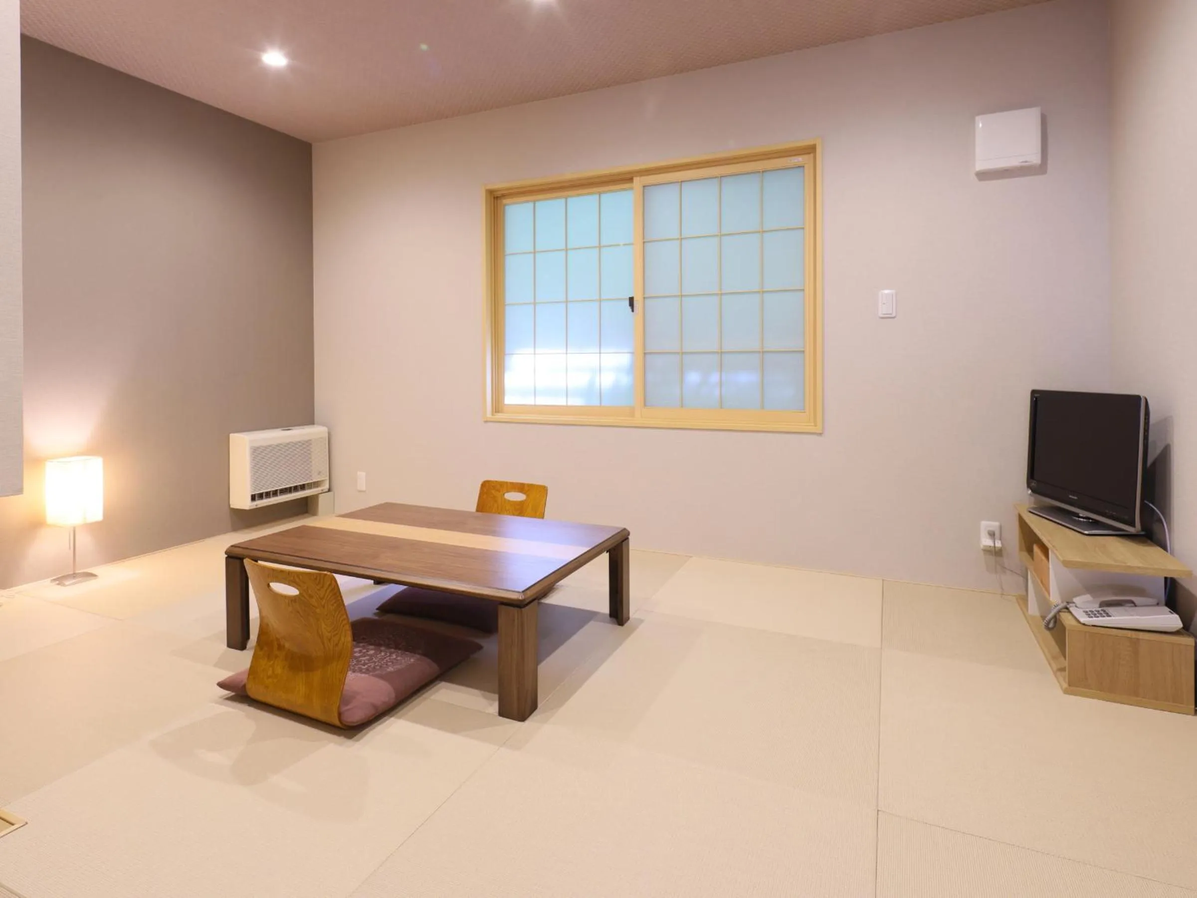 Photo of the whole room in Kamikochi Hotel