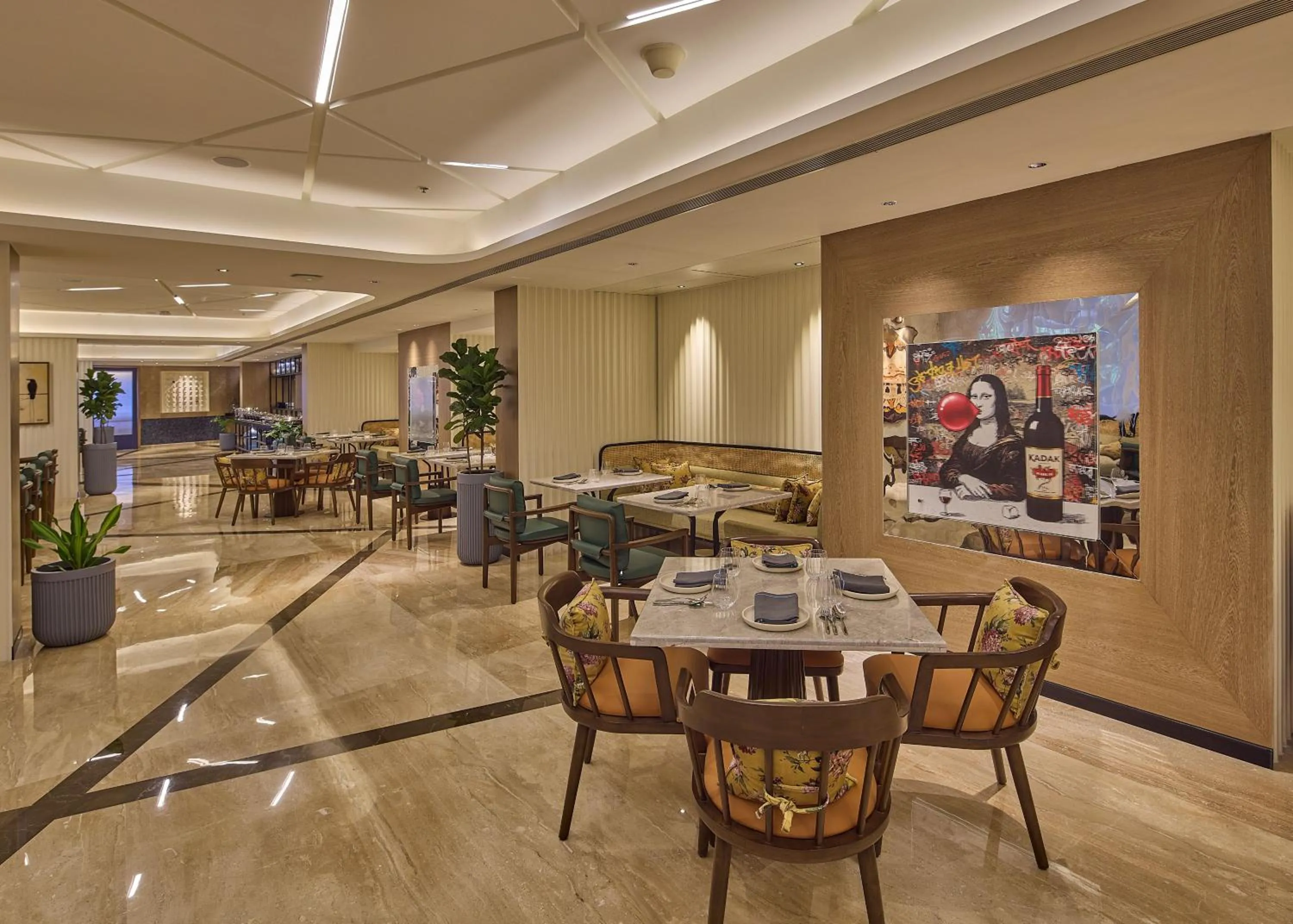 Restaurant/places to eat in ICONIQA Hotel Mumbai International Airport