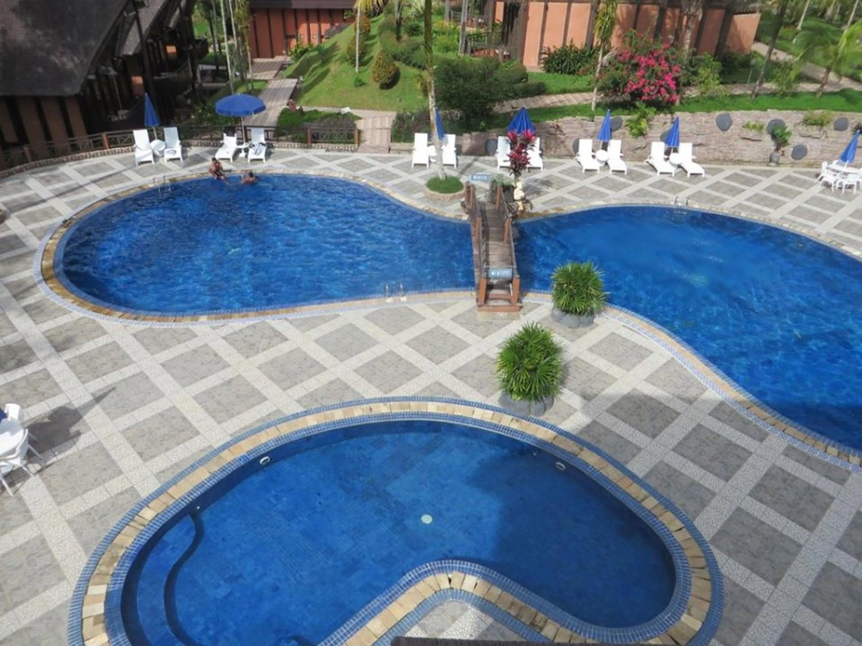 Swimming pool in Toraja Heritage Hotel