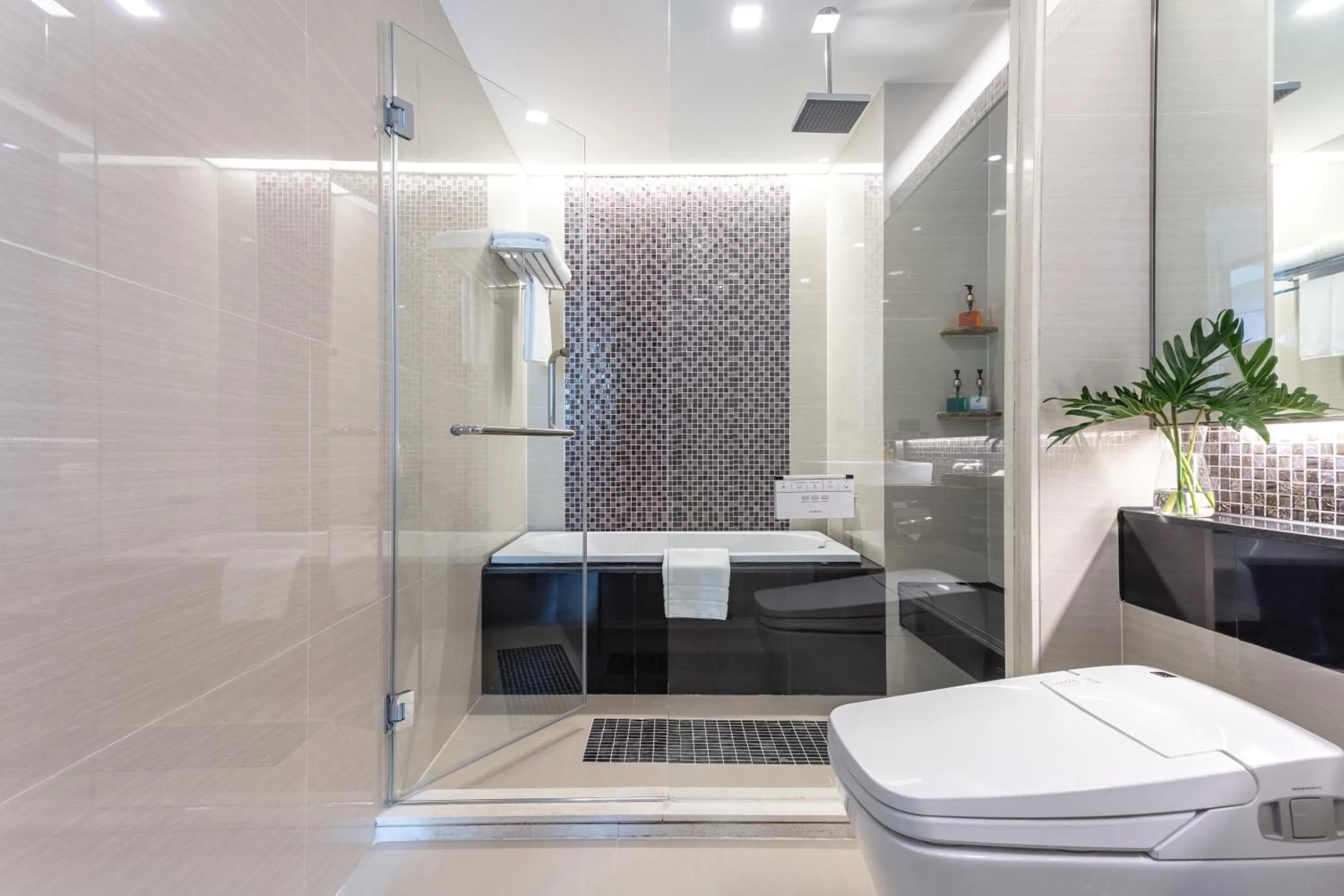 Bathroom in Adelphi Forty-Nine