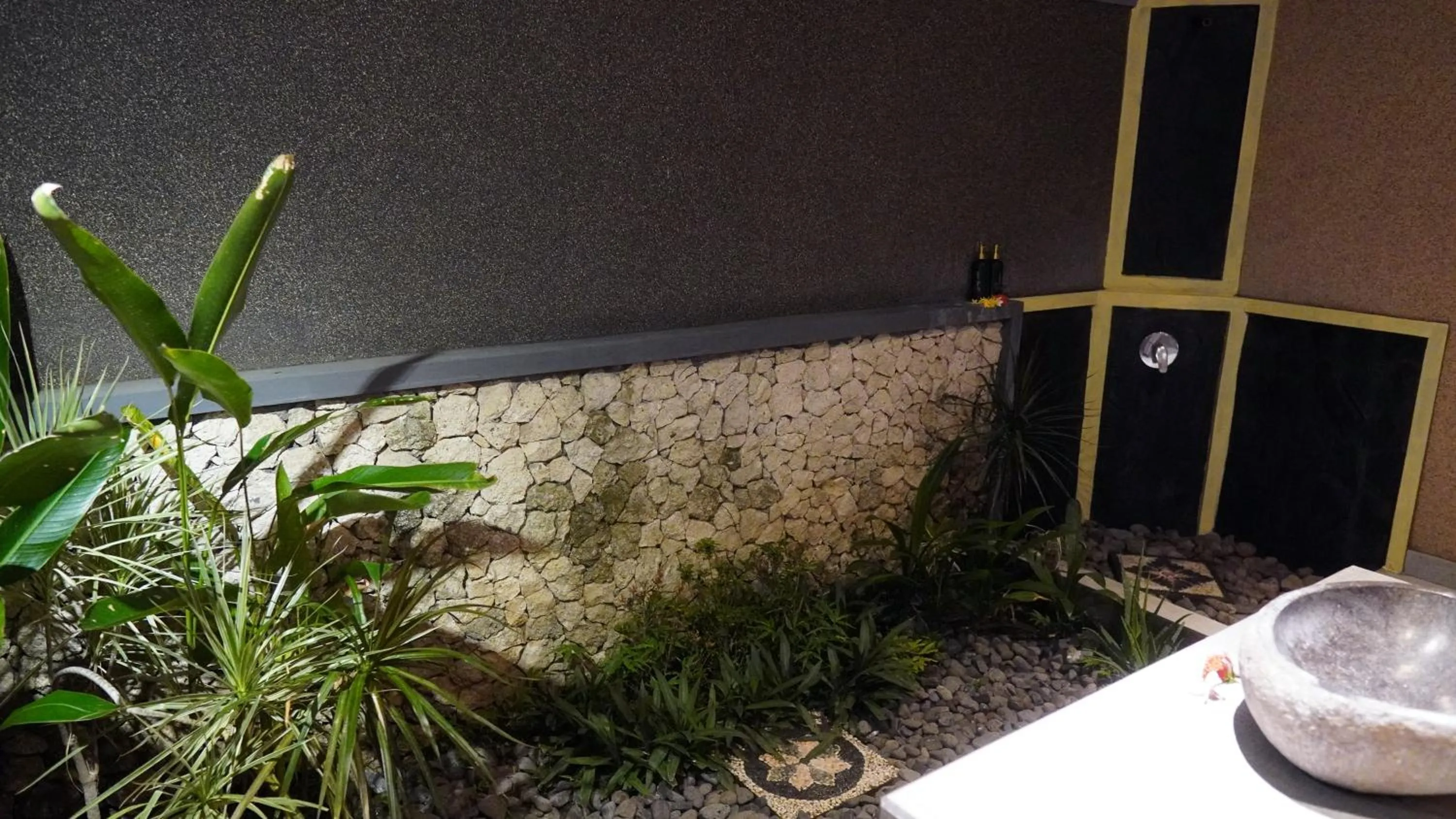 Bathroom in Oma In Pemuteran Bali