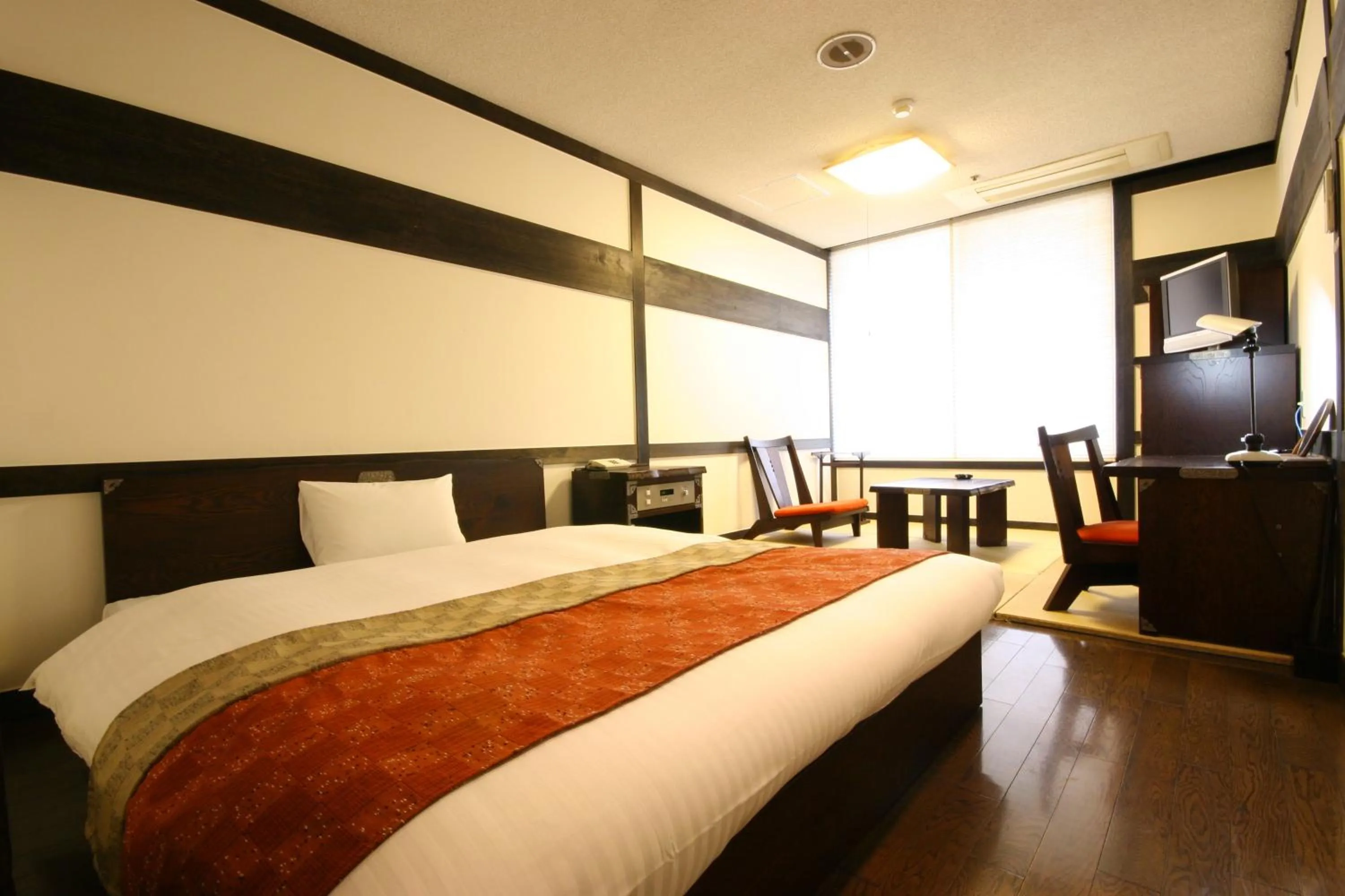Photo of the whole room, Bed in Wasuki Tsukasakan
