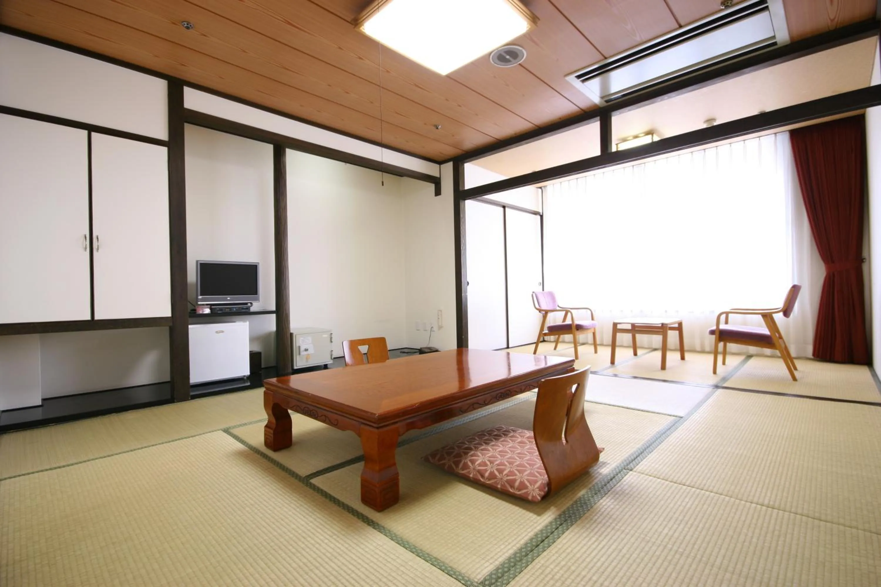 Photo of the whole room in Wasuki Tsukasakan