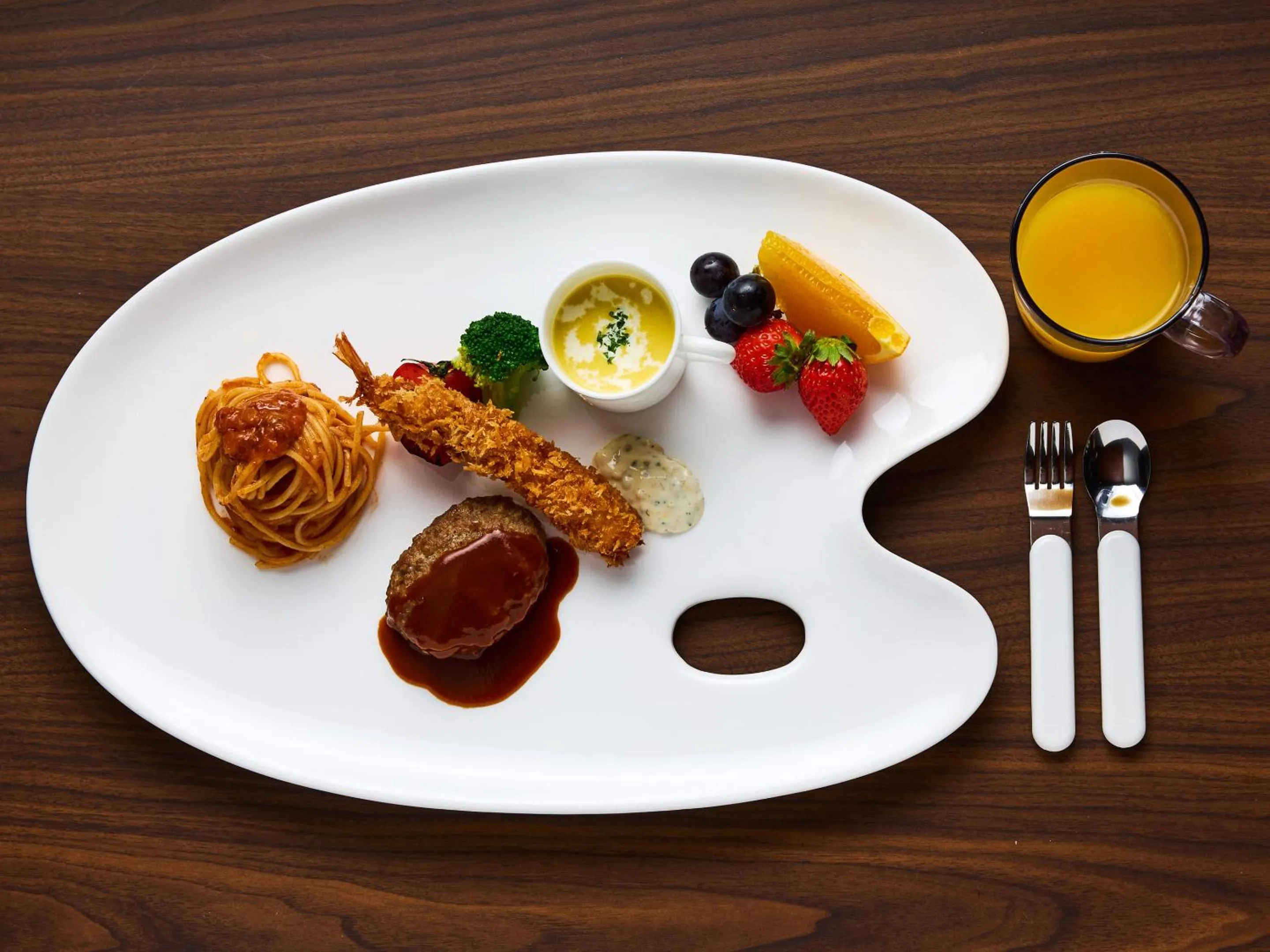 Restaurant/places to eat in Glamday Style Hotel & Resort Kyu-Karuizawa