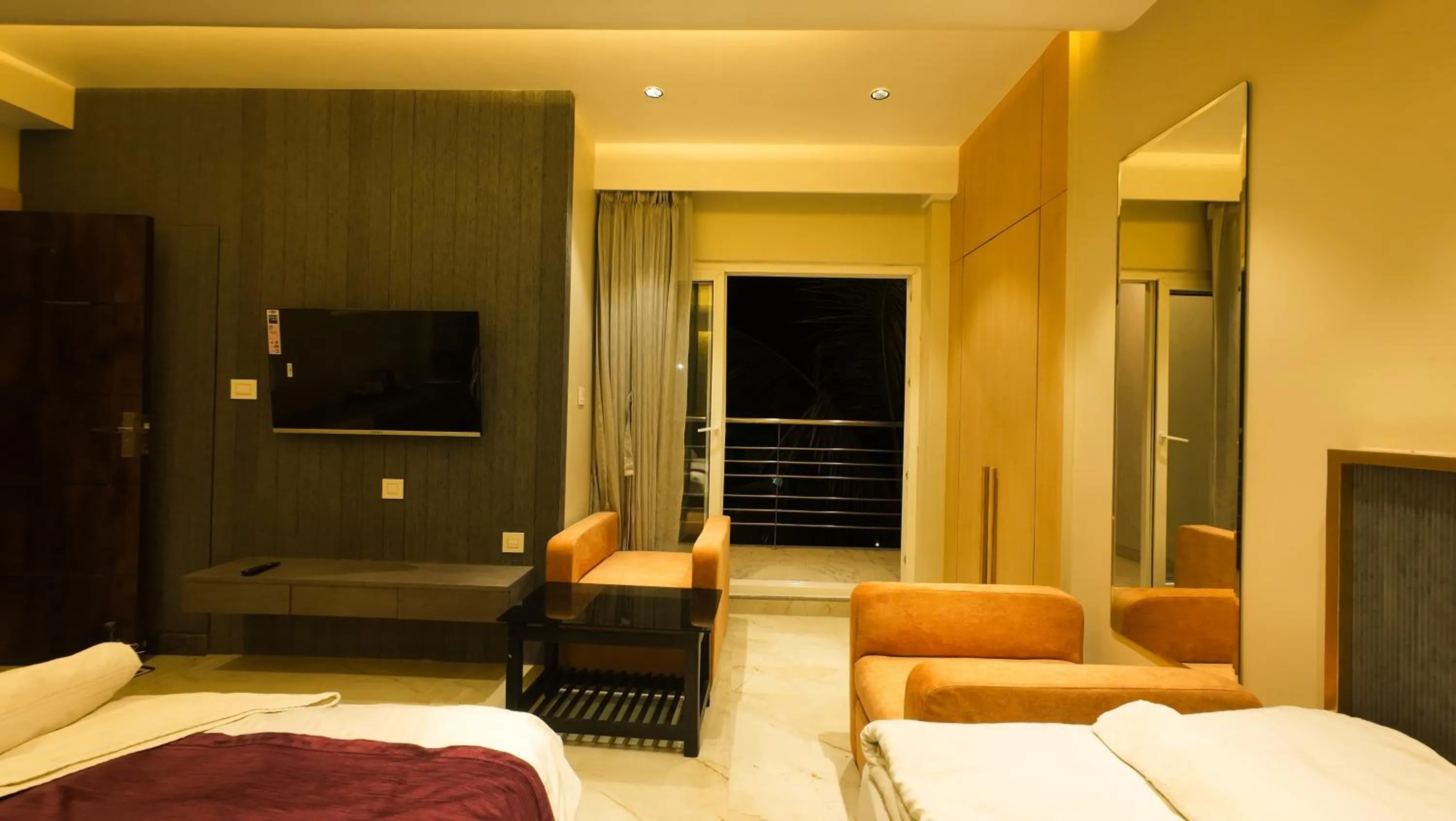 Bedroom, Bed in Hotel Seagull