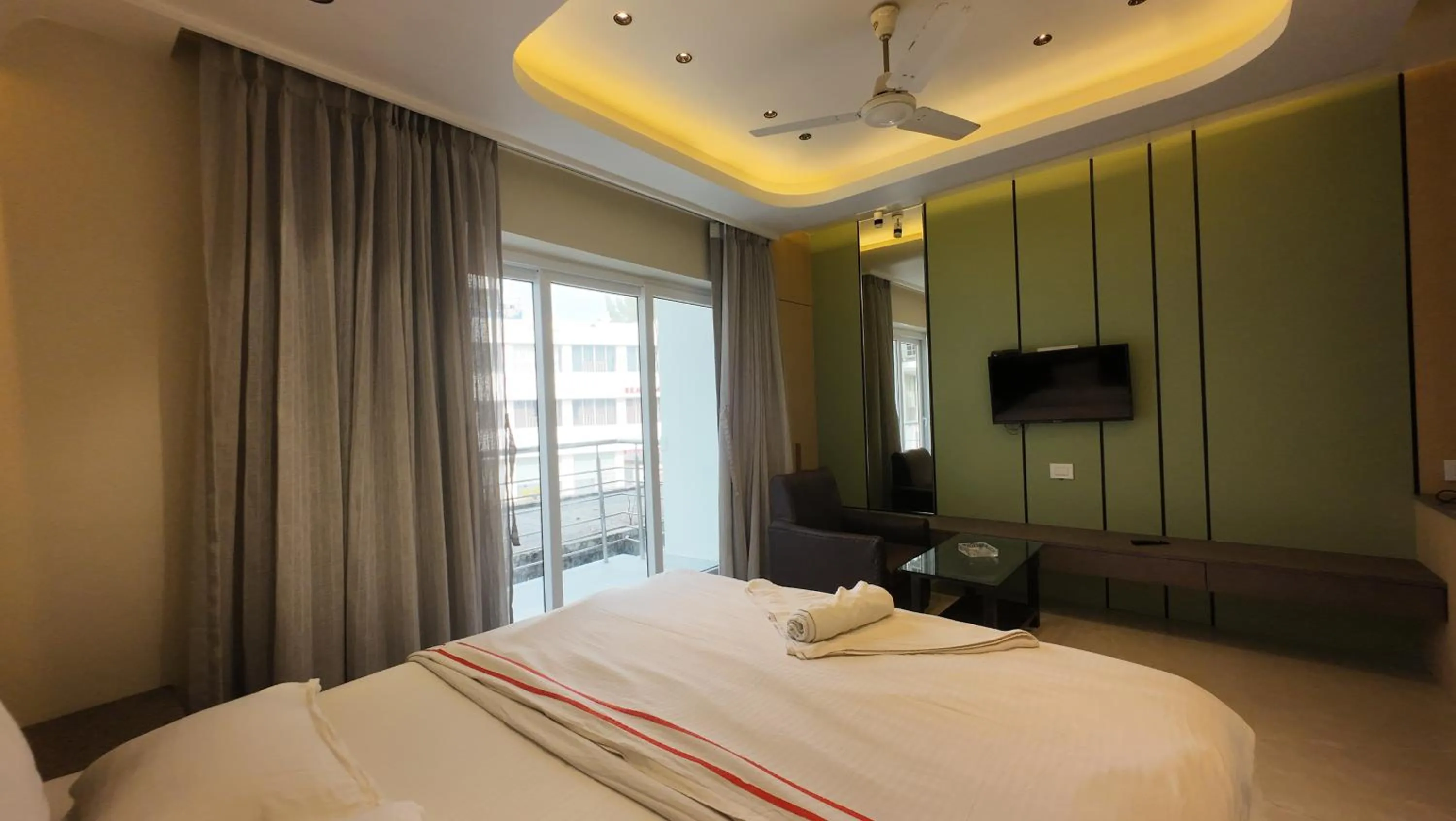 Bedroom, Bed in Hotel Seagull