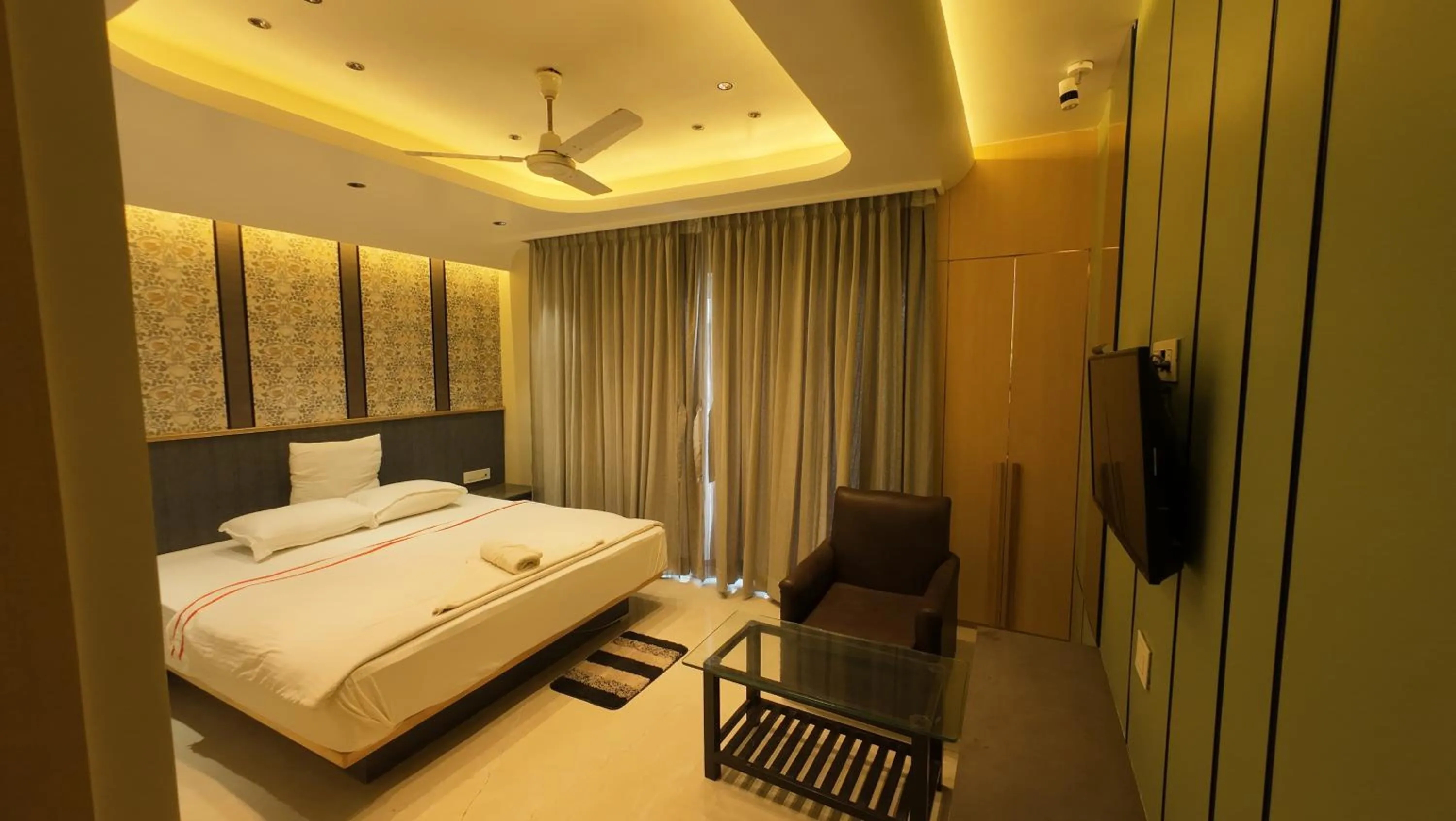 Bedroom, Bed in Hotel Seagull