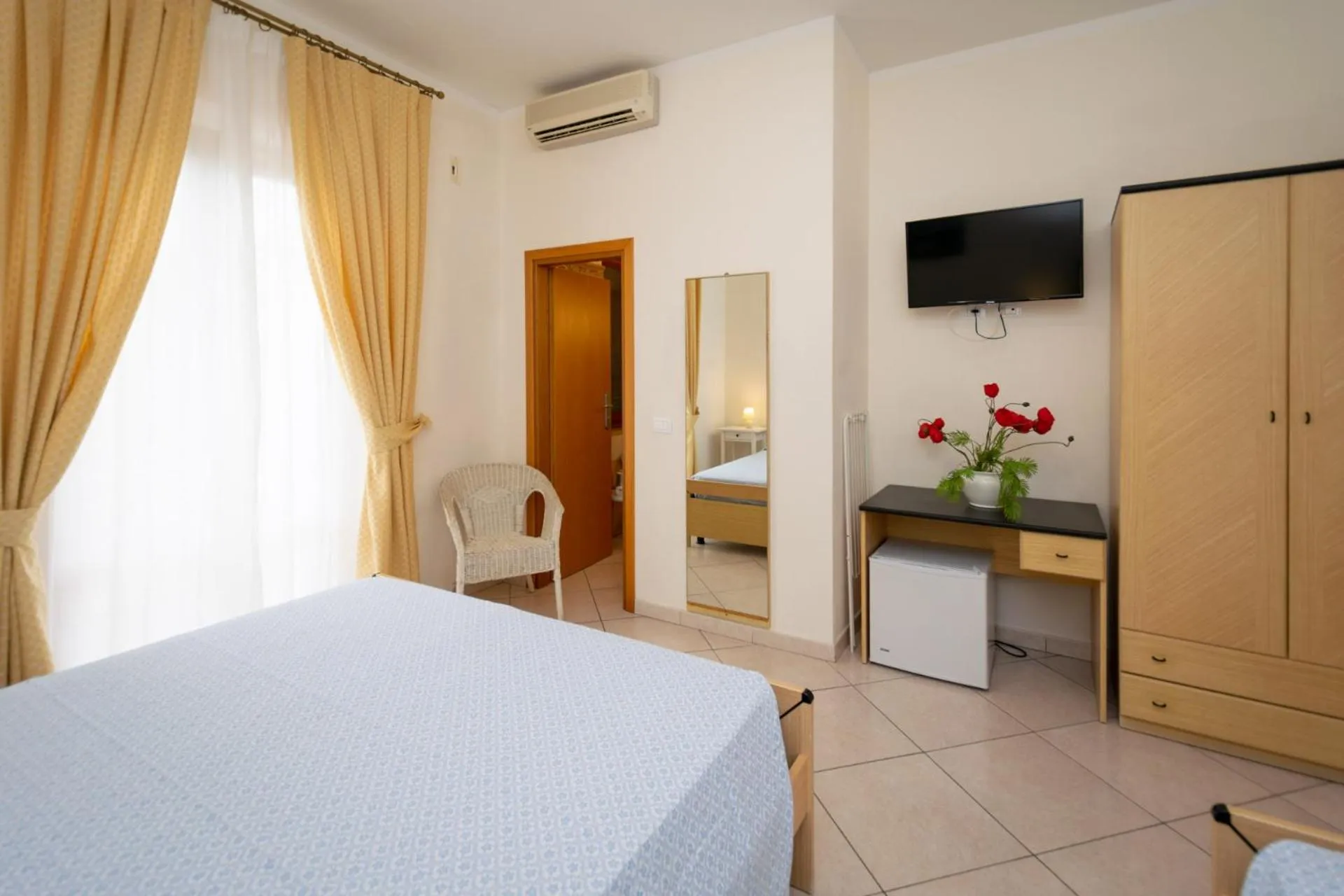 Bedroom, Bed in Hotel Anna