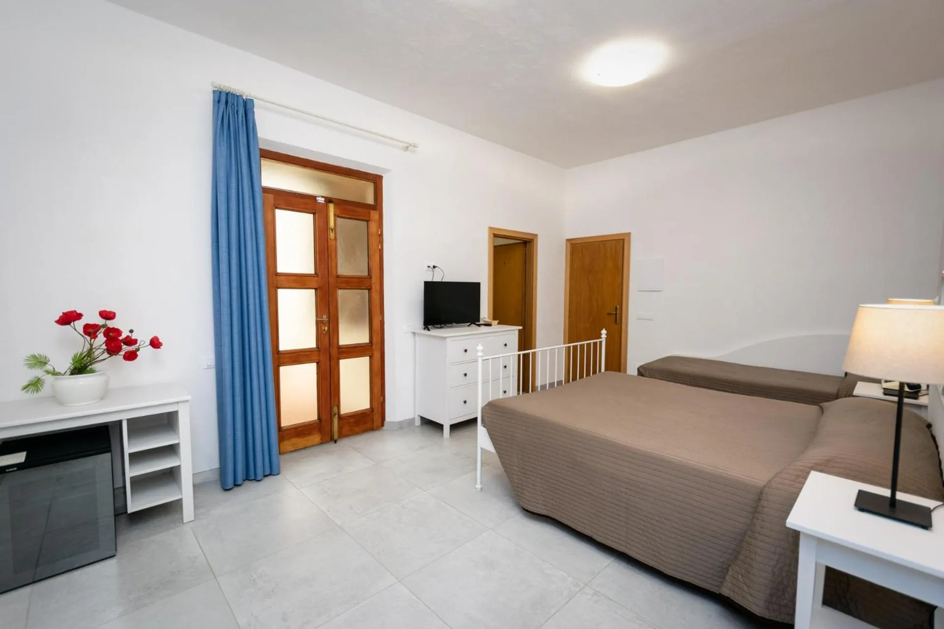 Photo of the whole room, Bed in Hotel Anna