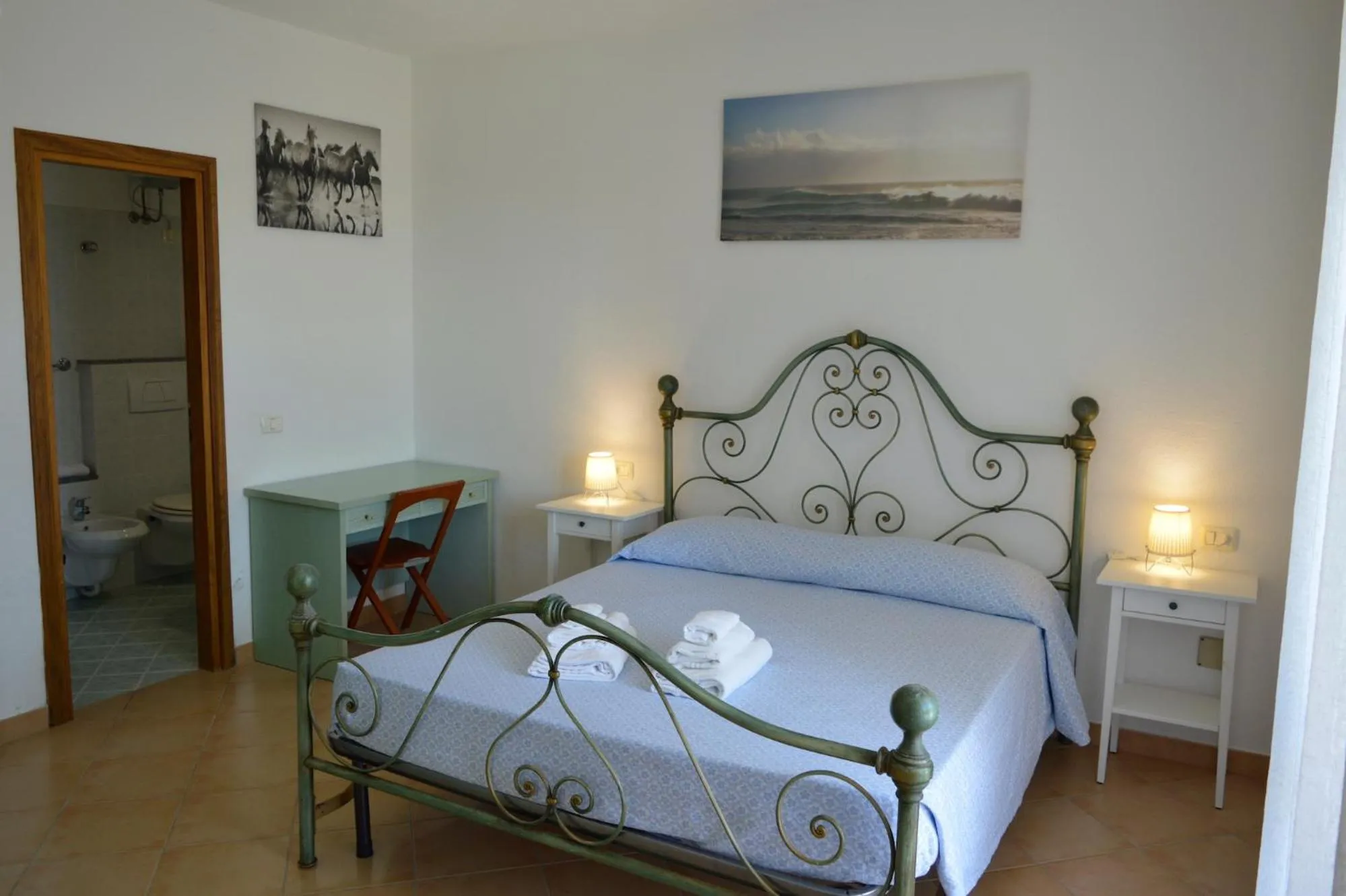 Bedroom, Bed in Hotel Anna