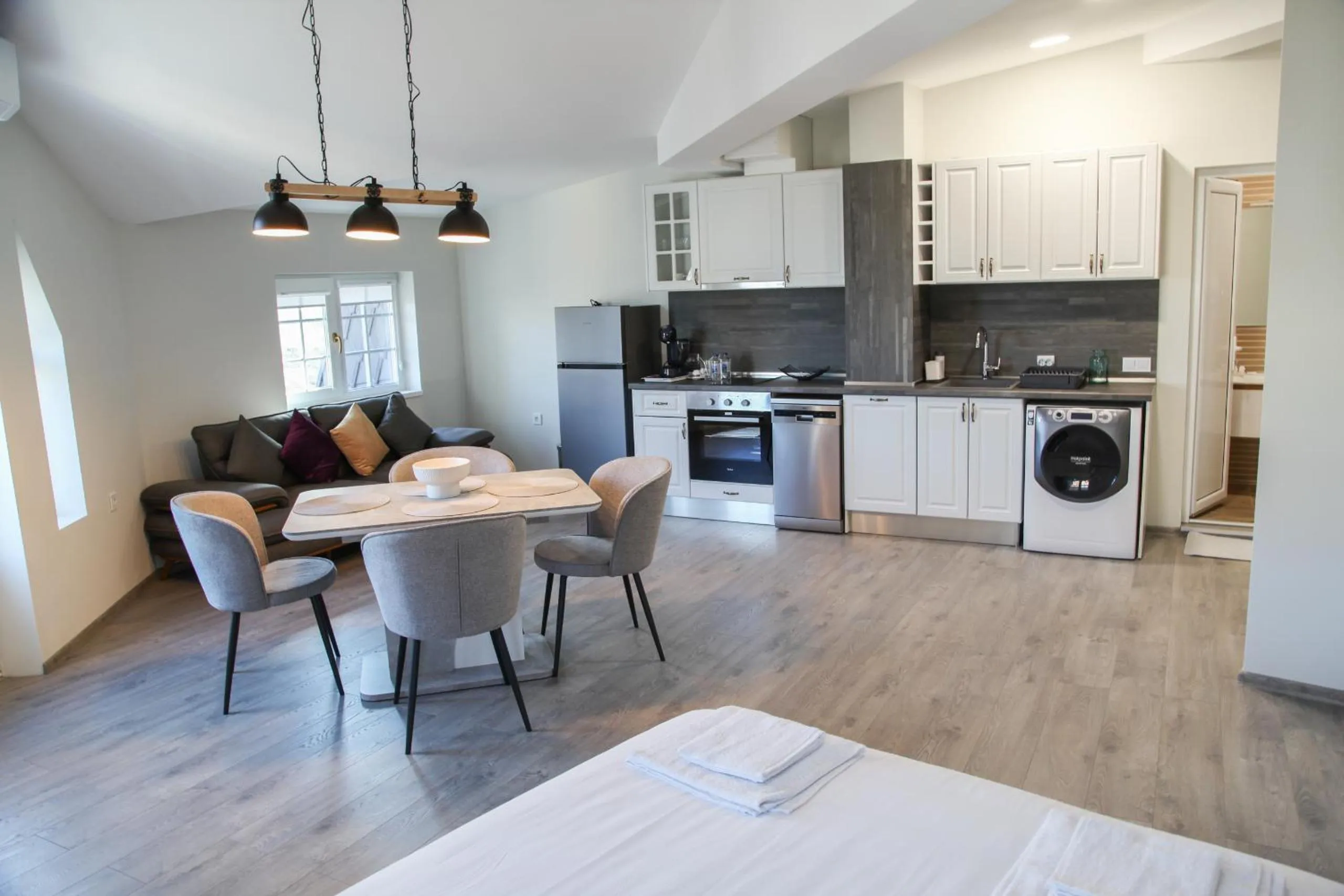 Kitchen or kitchenette in Corner House