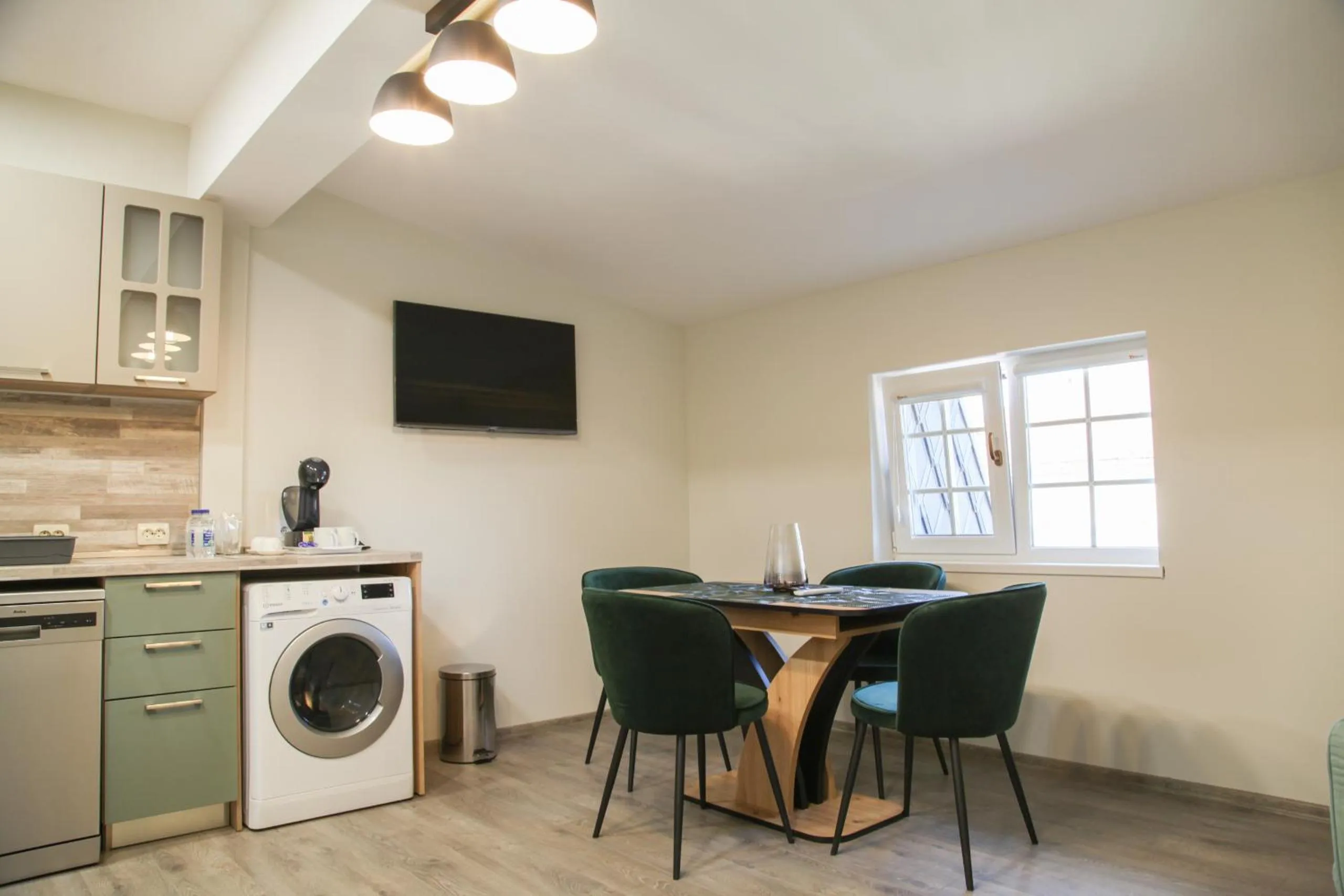 Communal lounge/ TV room in Corner House