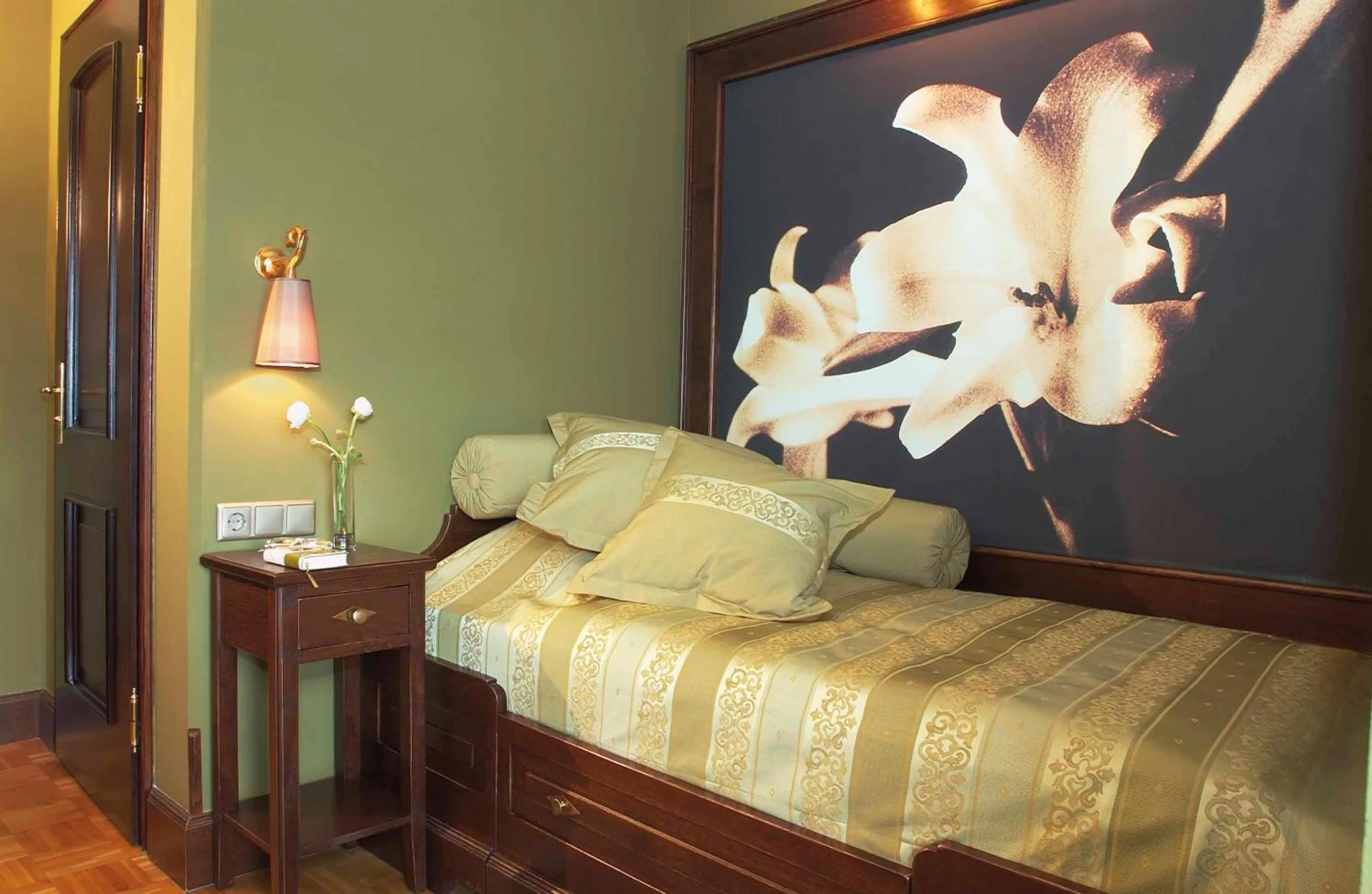 Bed in Schlosshotel Steinburg