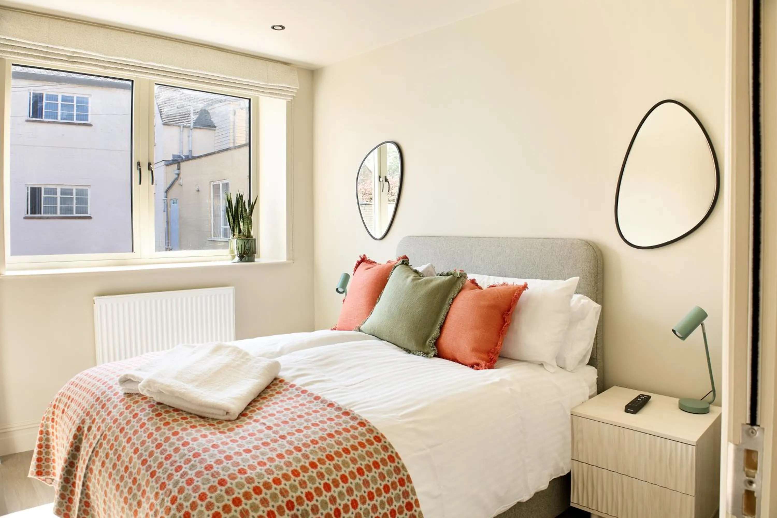 Bed in George Apartments