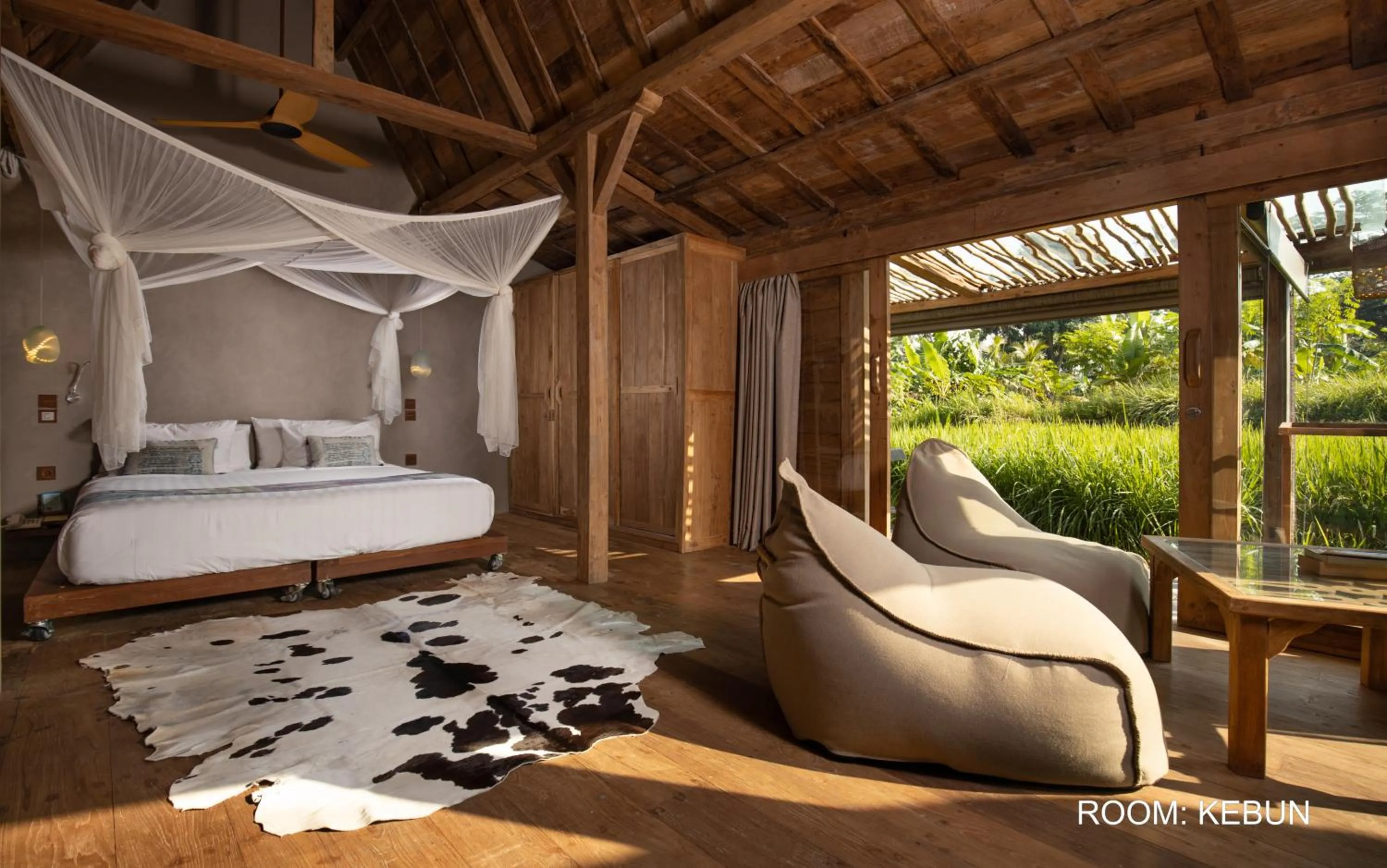 Bedroom, Bed in Blue Karma Dijiwa Ubud