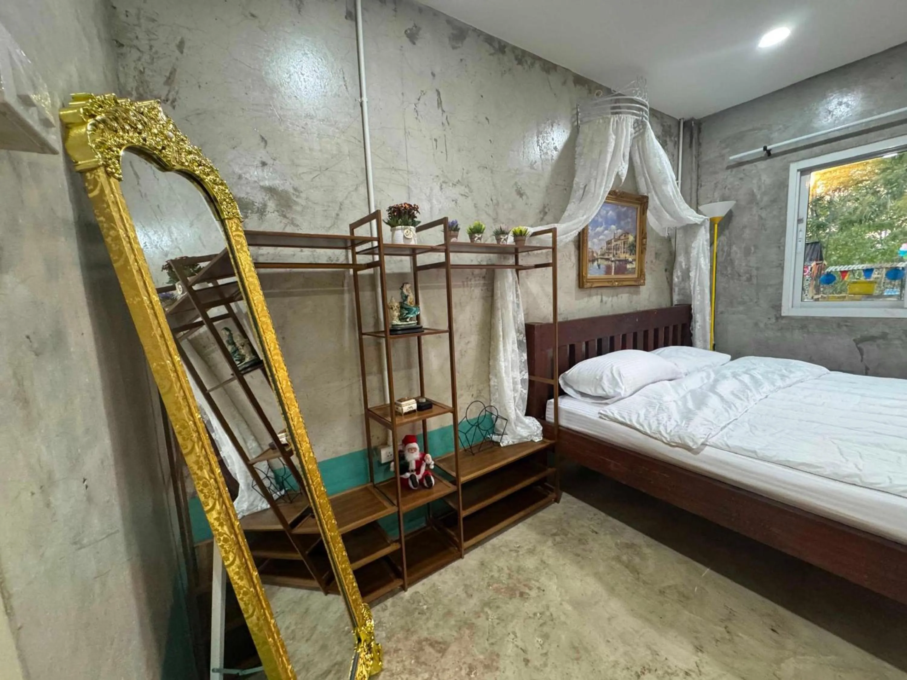 Bedroom, Bed in OYO 75539 Phanthida Resort and Cafe