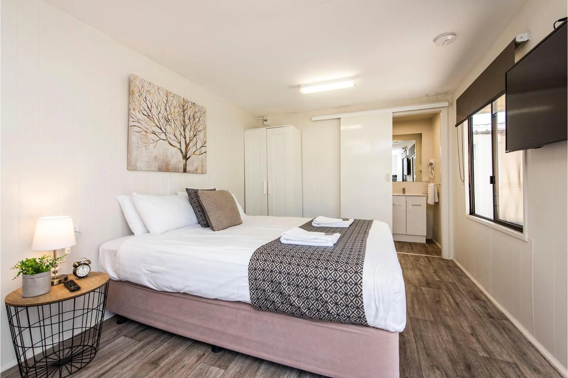 Bed in Banksia Tourist Park