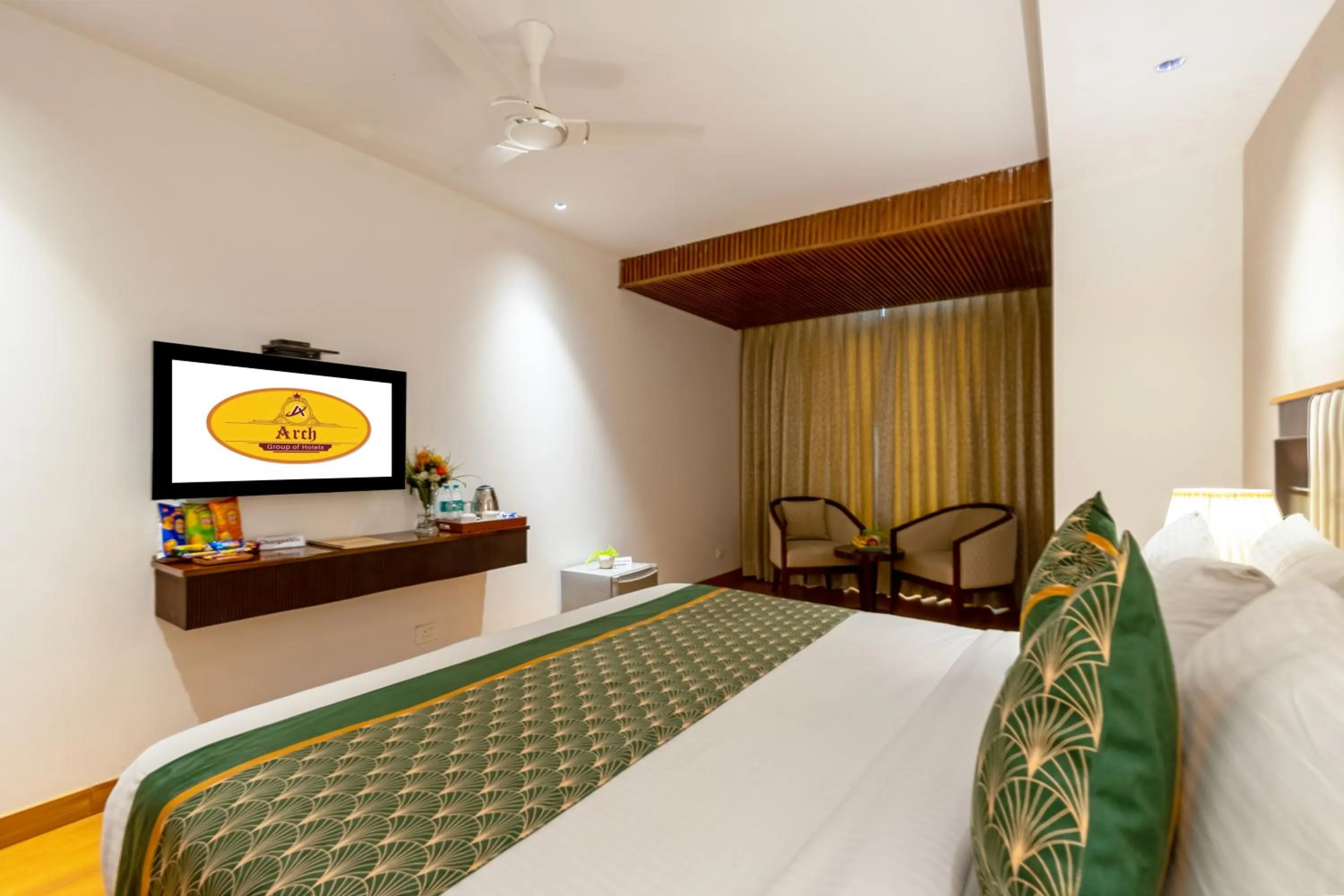 Bed in Arch The Lohias