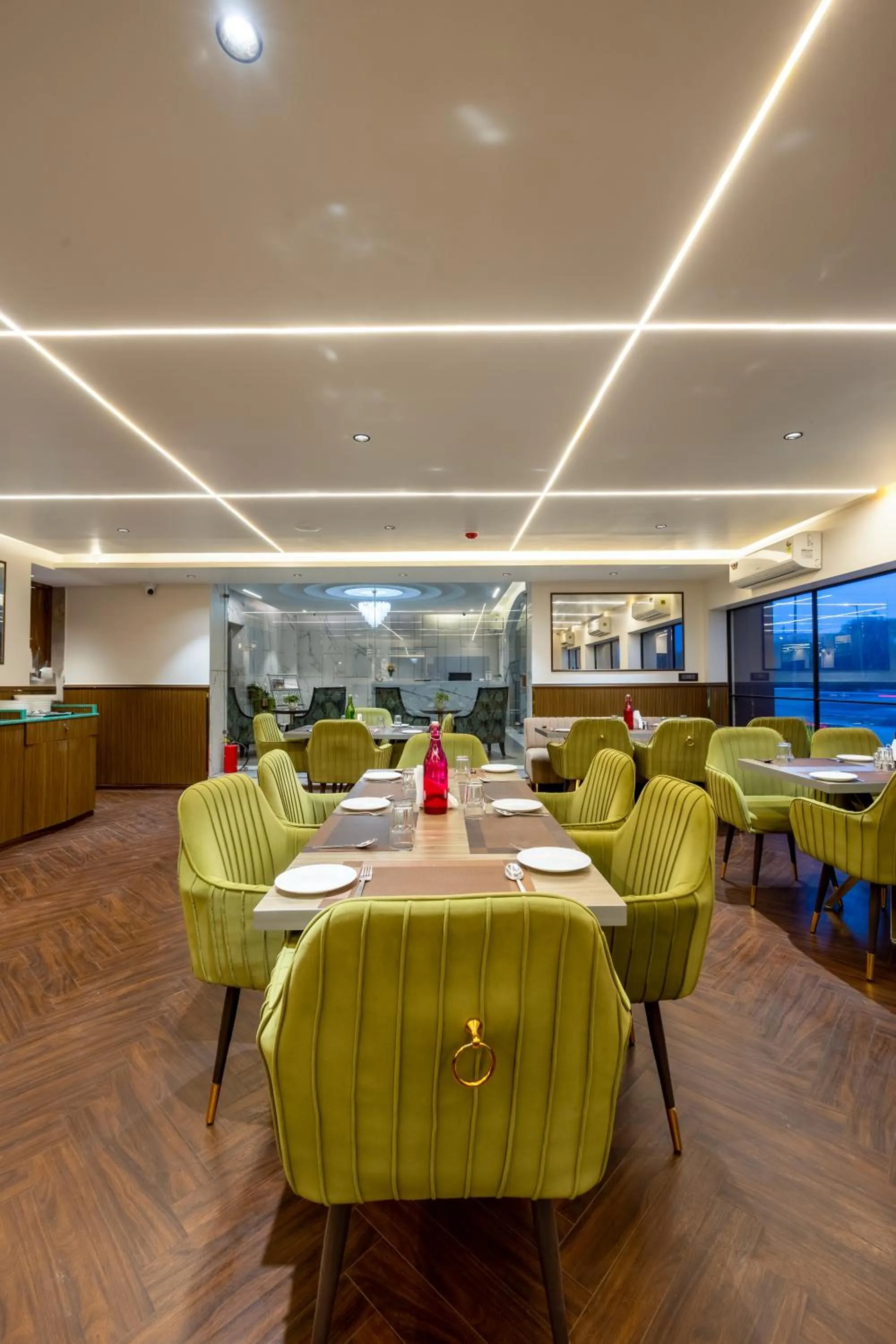 Restaurant/places to eat in Arch The Lohias