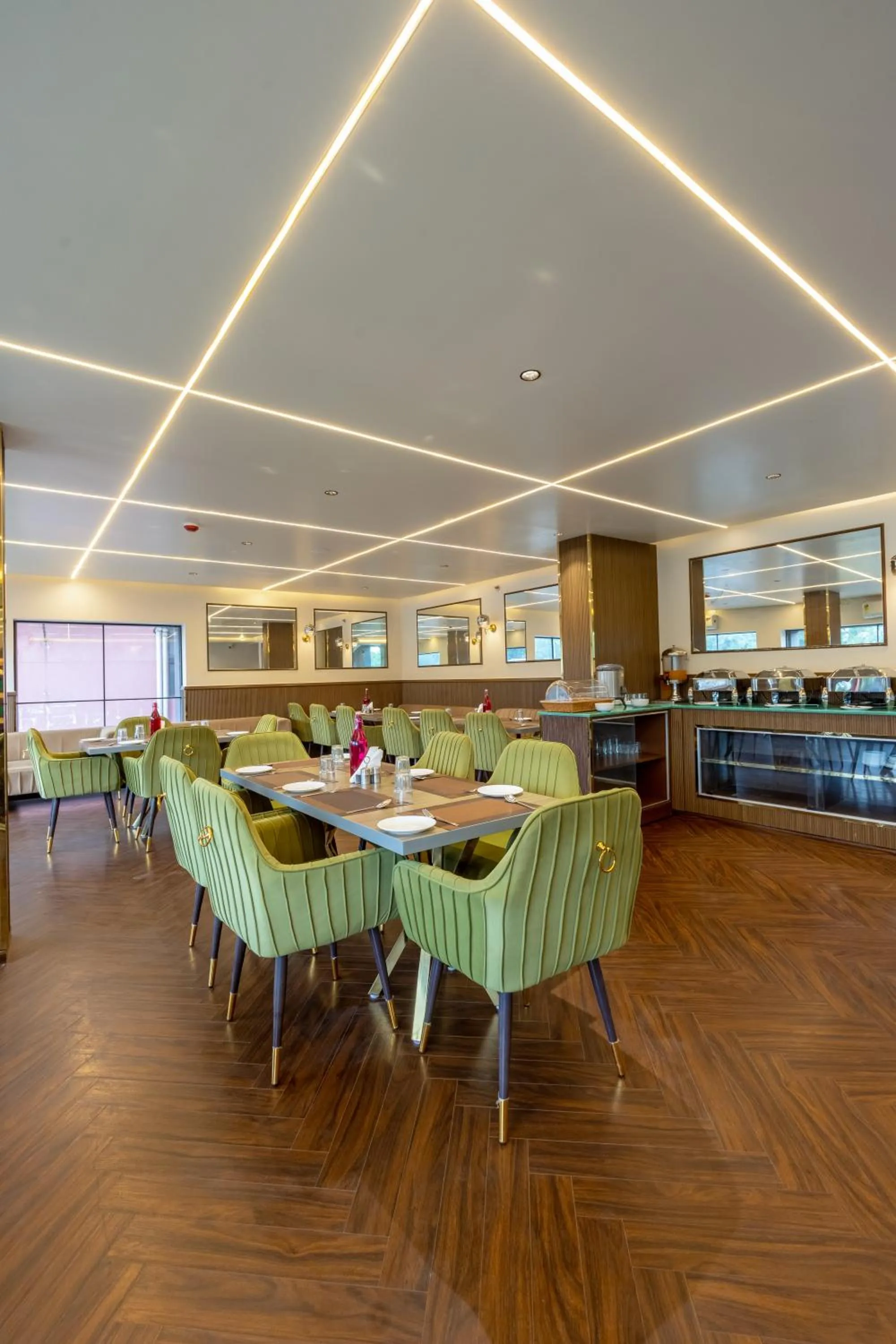 Restaurant/places to eat in Arch The Lohias