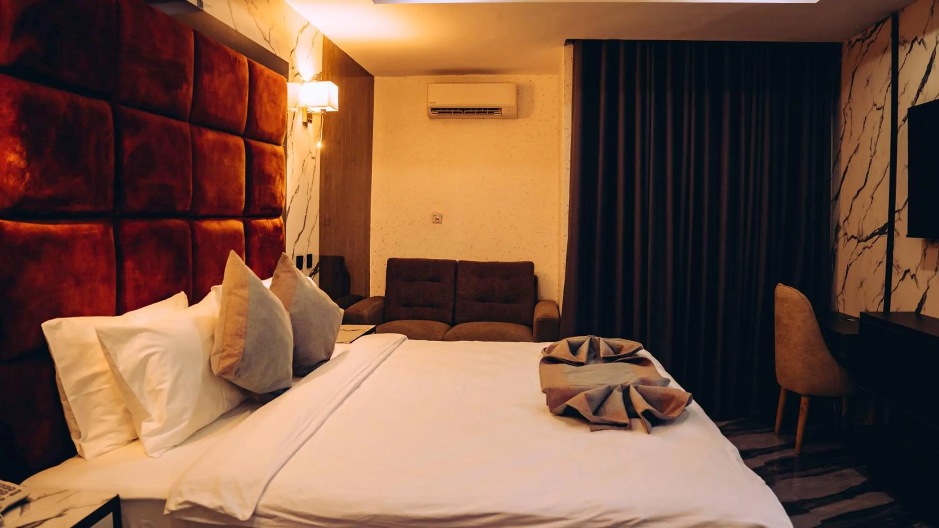 Bed in Mcdons Skye Hotel