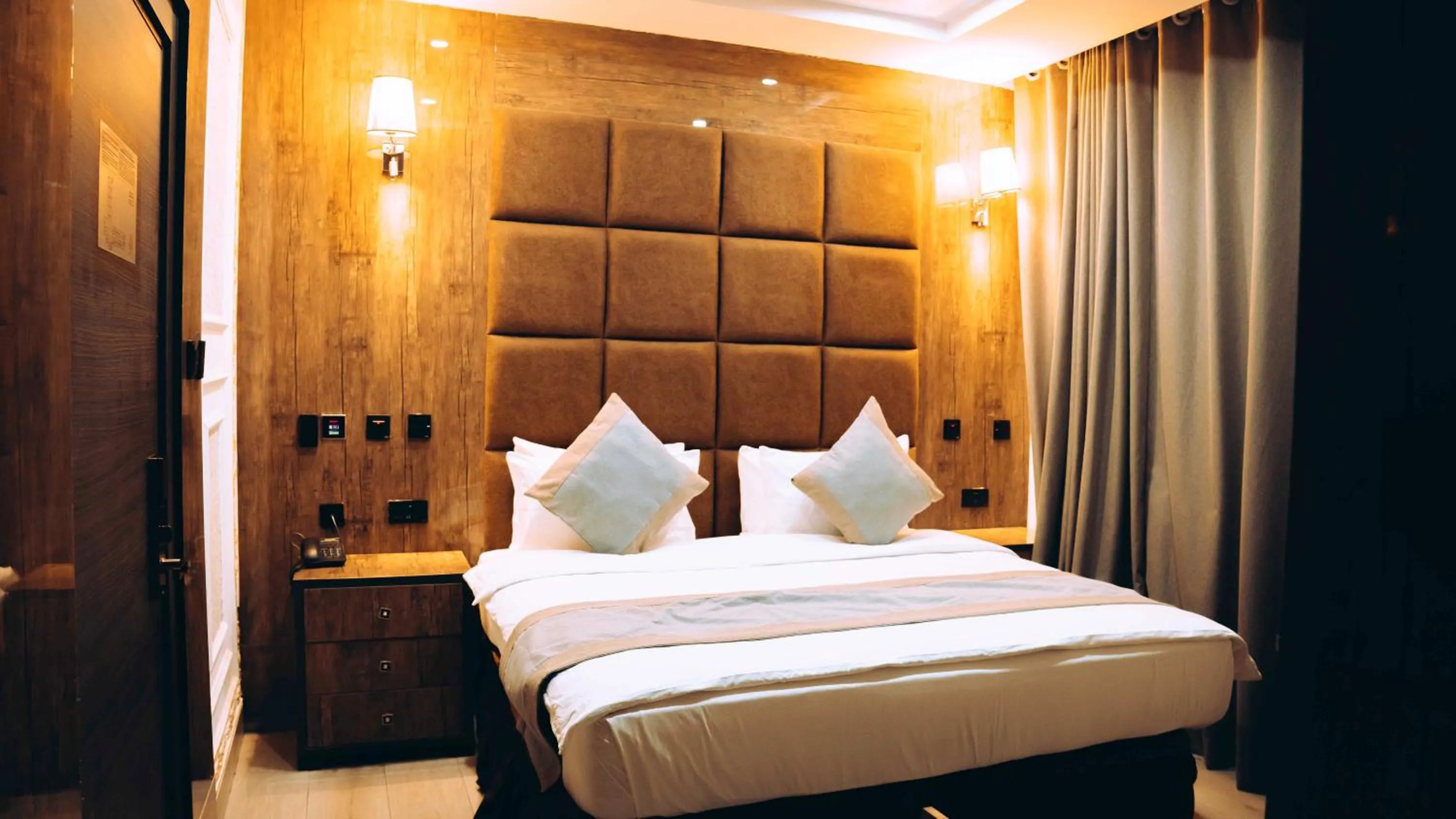 Bed in Mcdons Skye Hotel