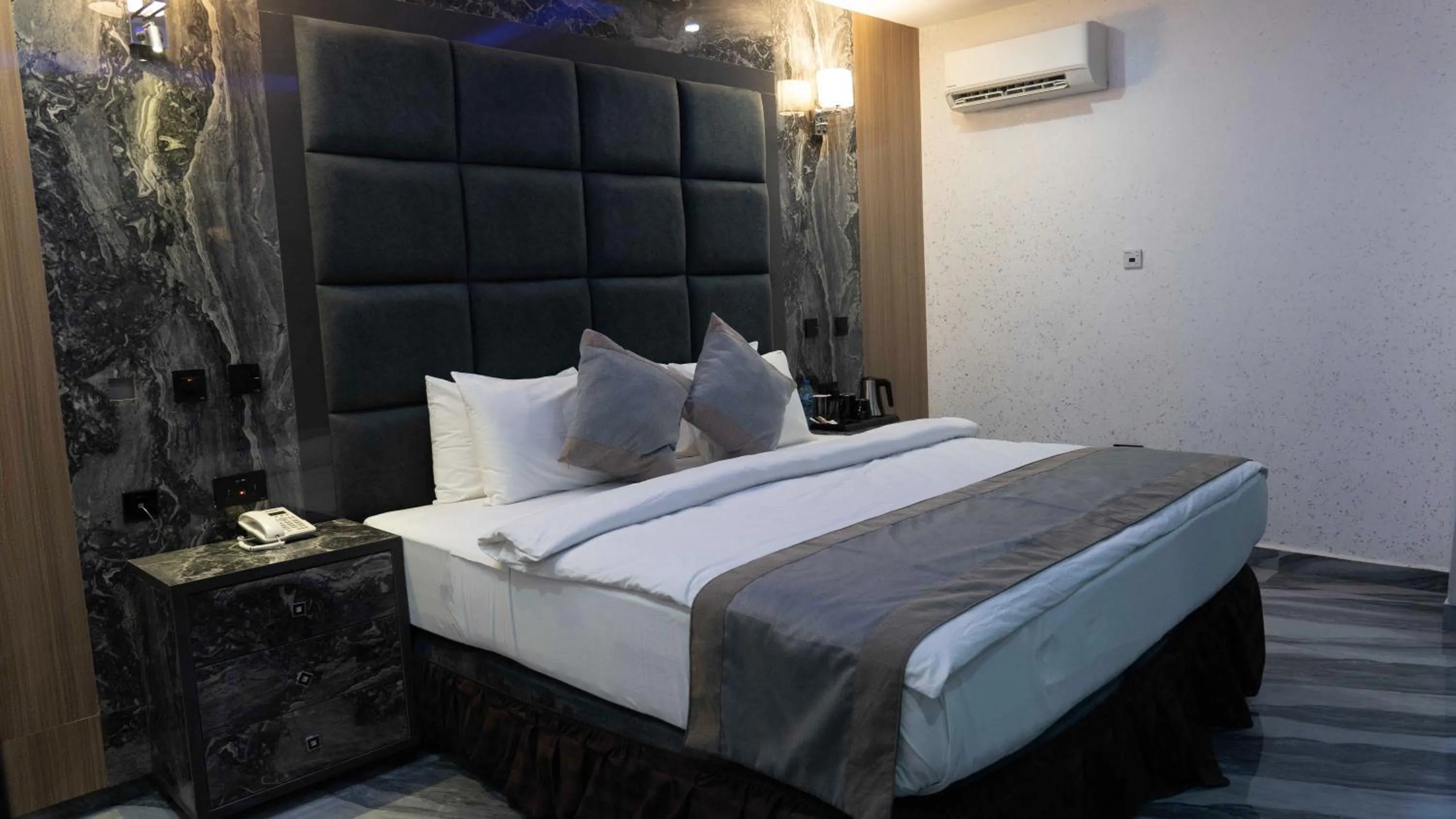 Bed in Mcdons Skye Hotel