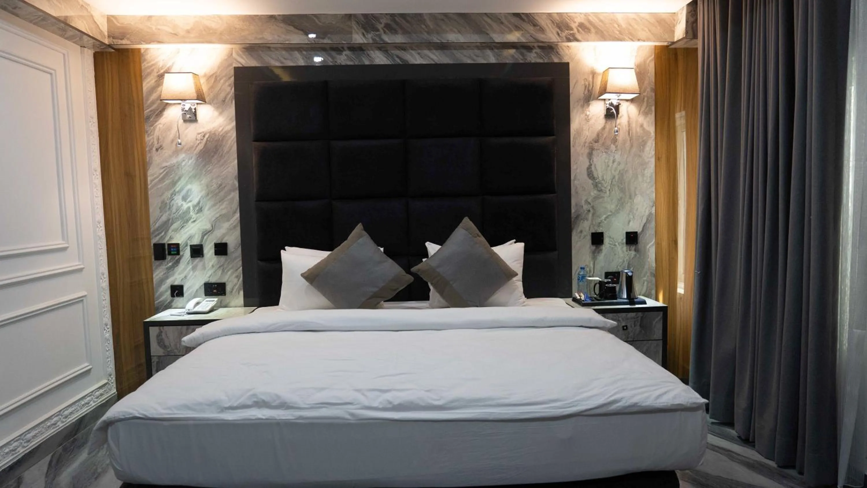 Bed in Mcdons Skye Hotel