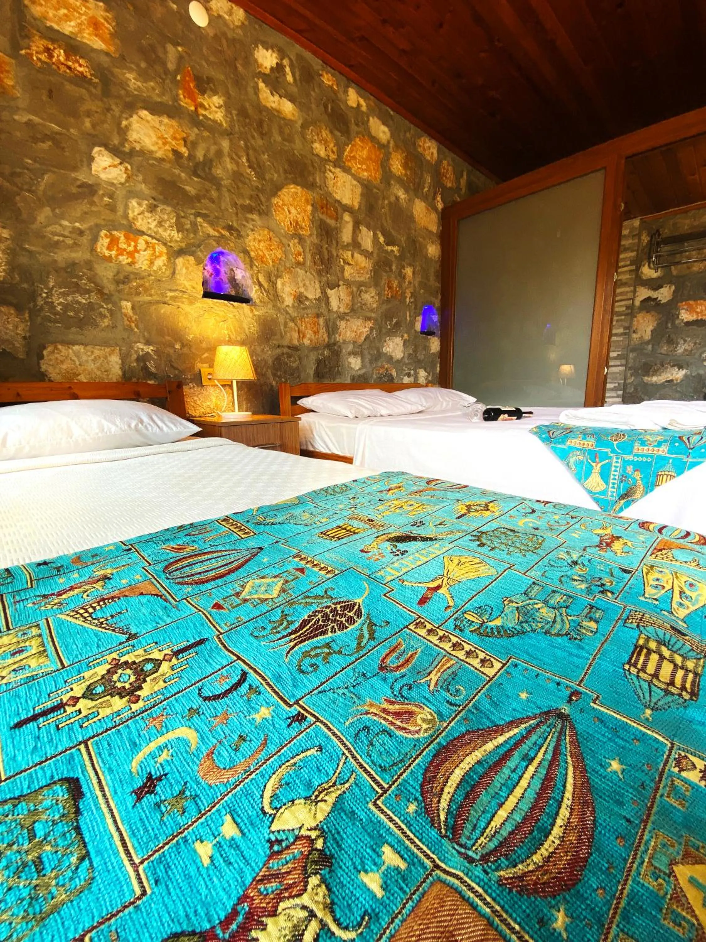 Bed in Kabak Armes Hotel