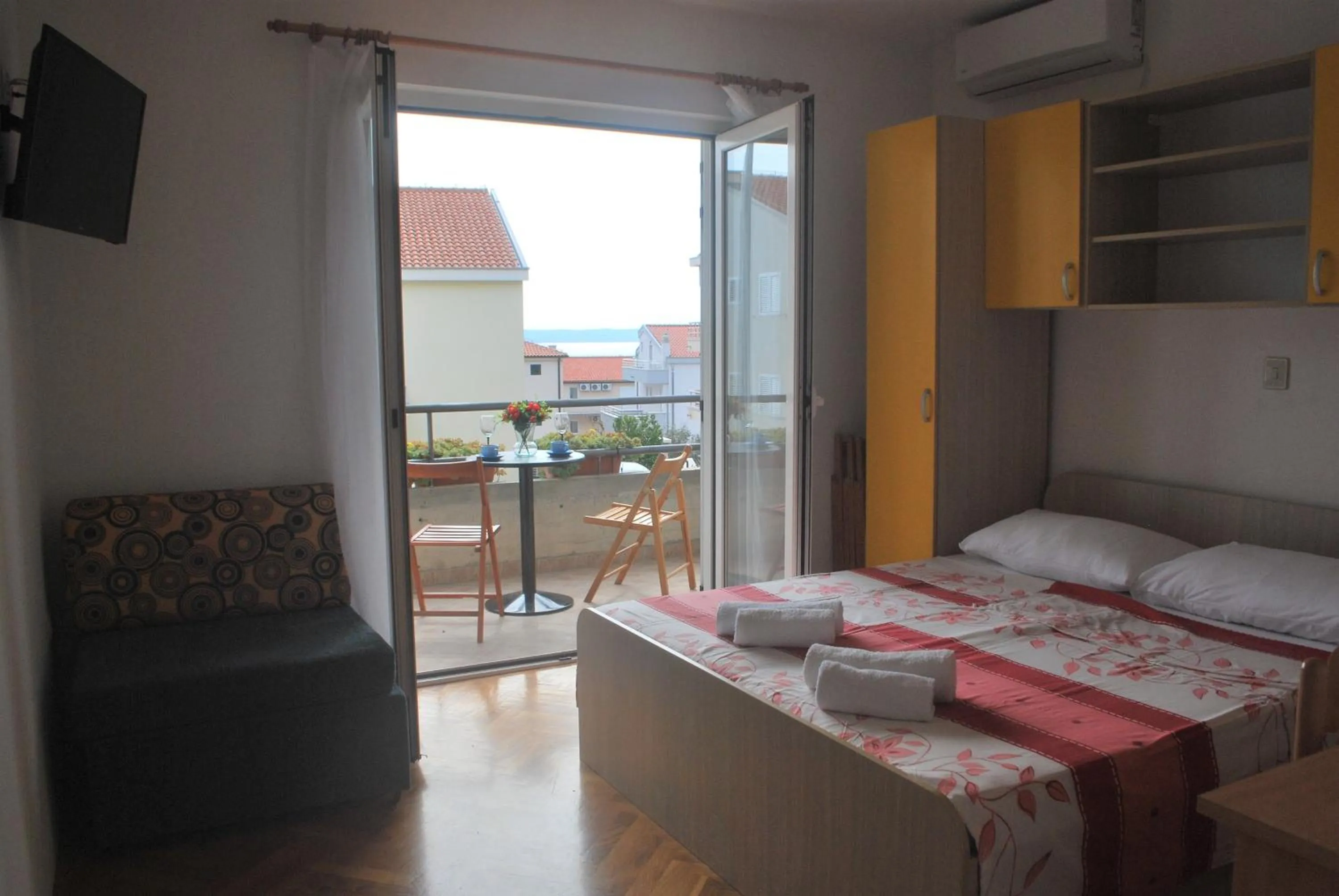 Bedroom, Bed in Apartments Adriatika