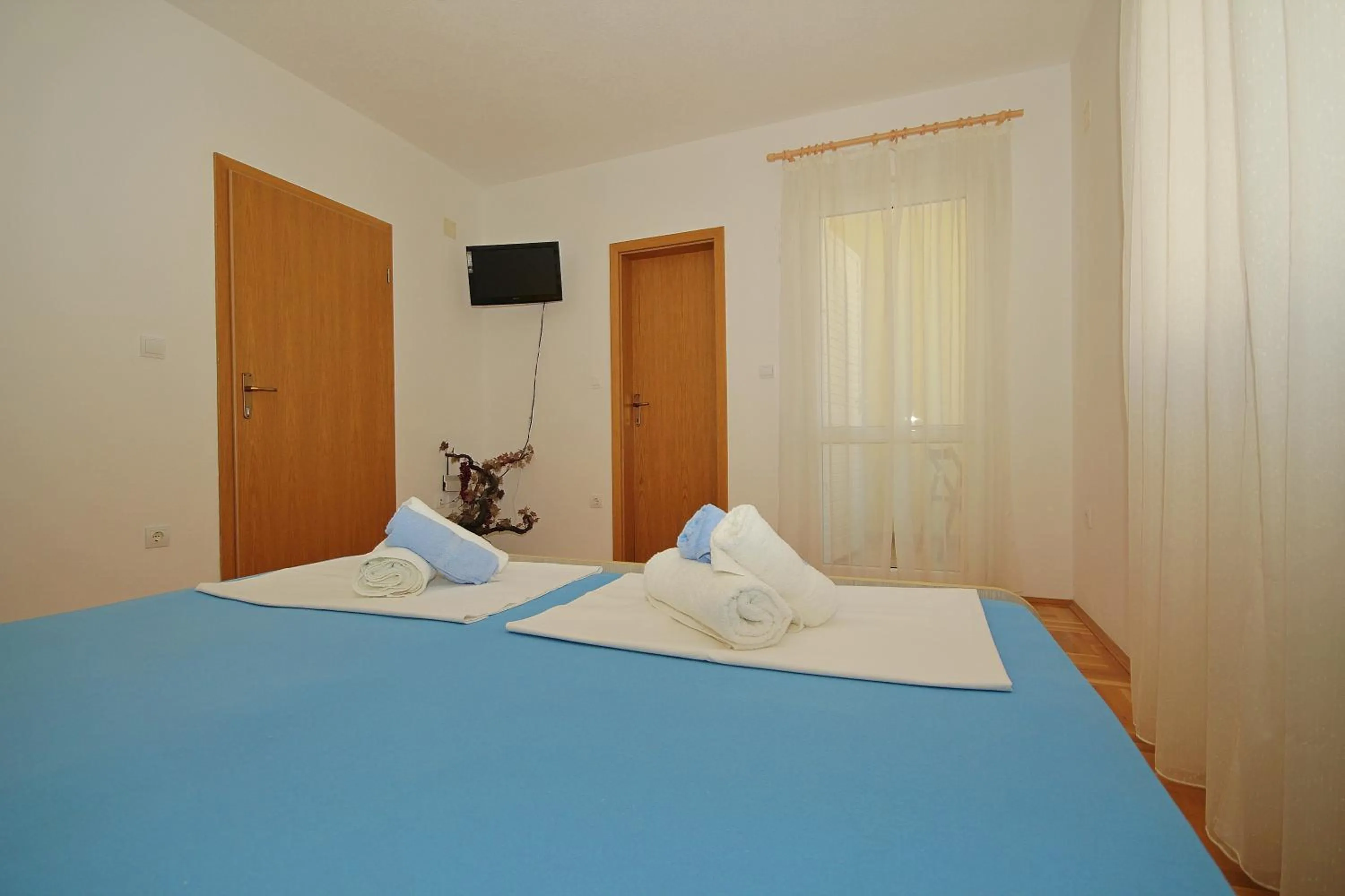 Bedroom, Bed in Apartments Adriatika