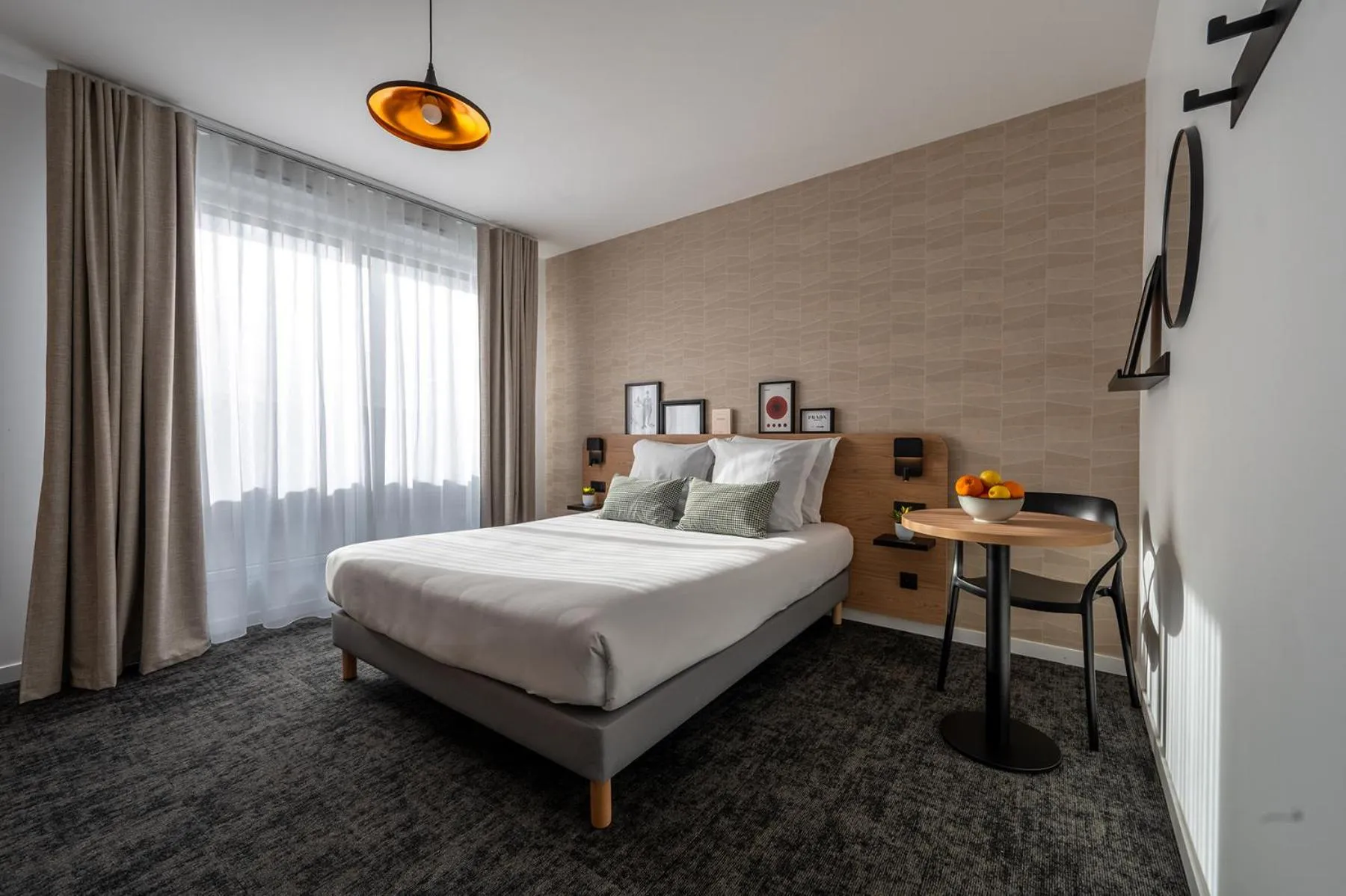 Bed in Nemea Appart Hotel La Boetie Bordeaux Pessac