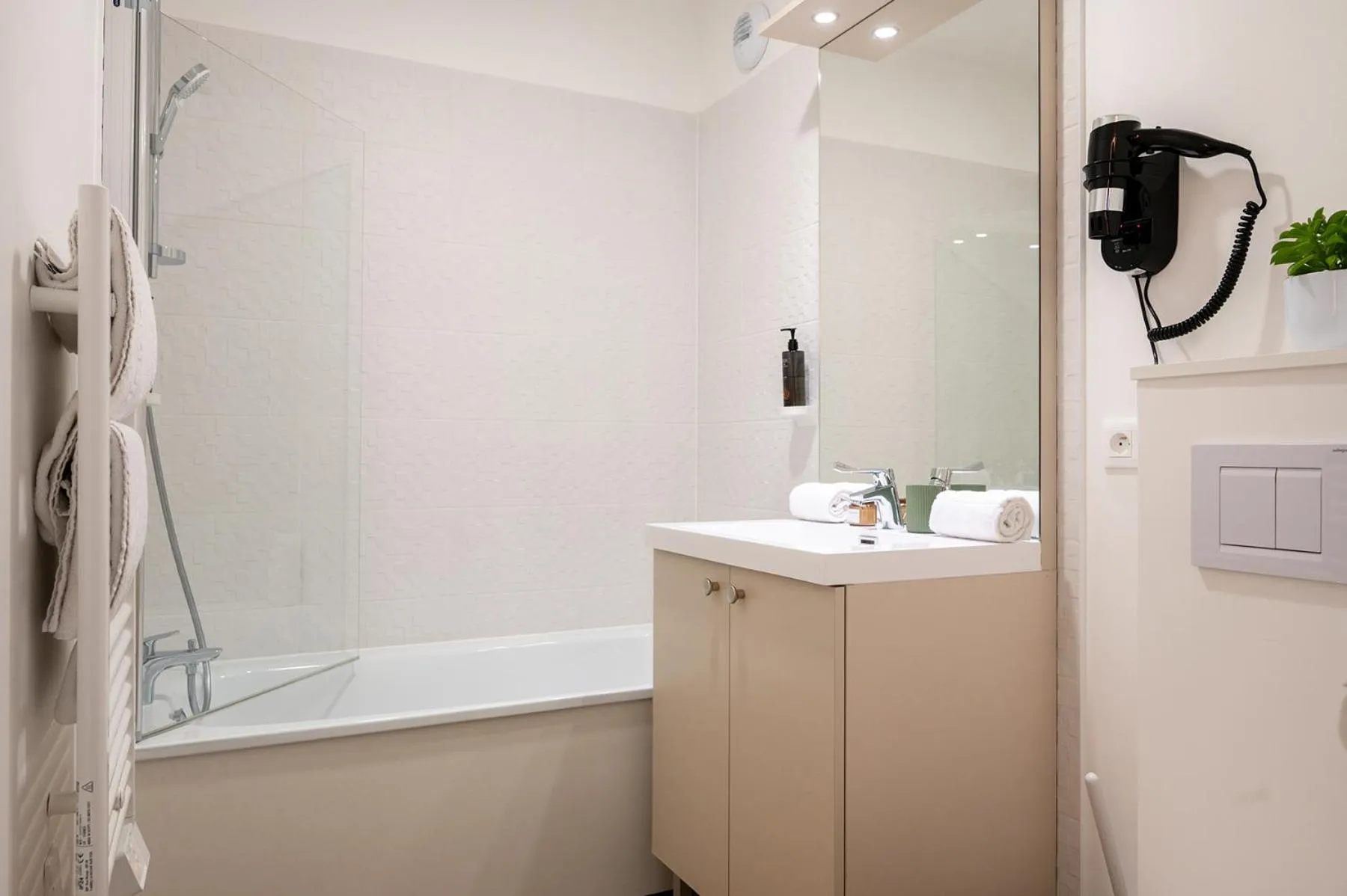 Nemea Appart Hotel La Boetie Bordeaux Pessac