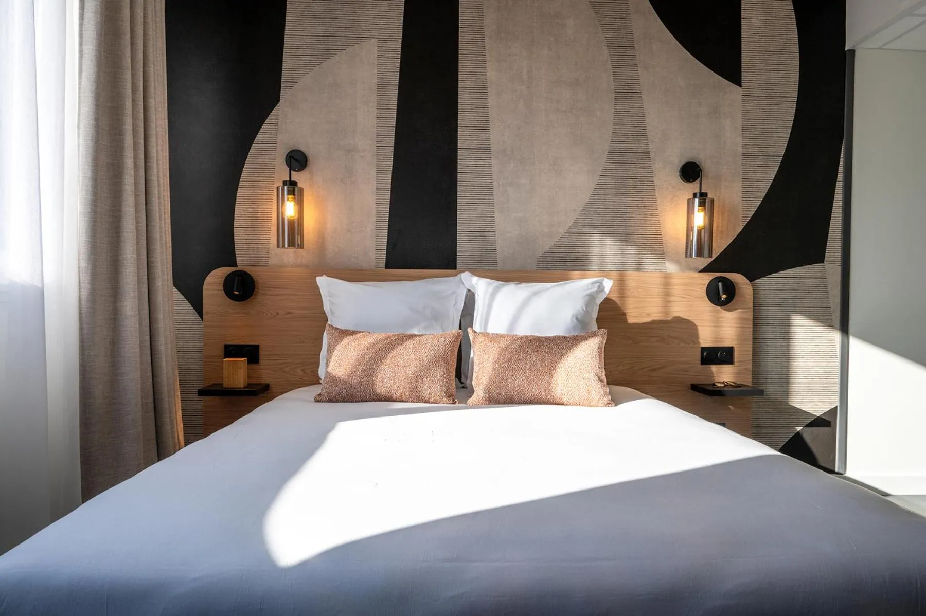 Bed in Nemea Appart Hotel Coeur Europe Strasbourg Illkirch