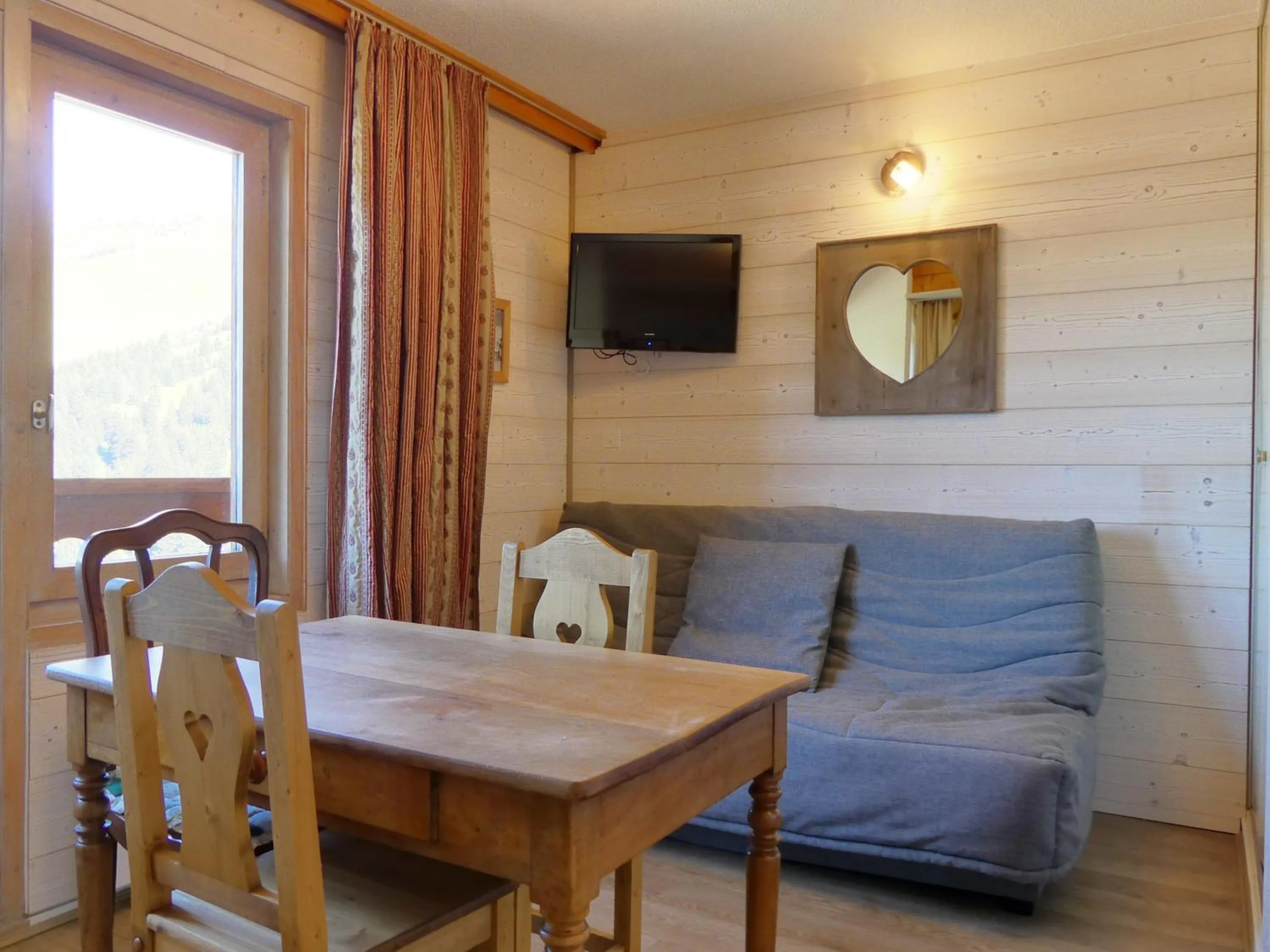 TV and multimedia in Résidence Mont Vallon