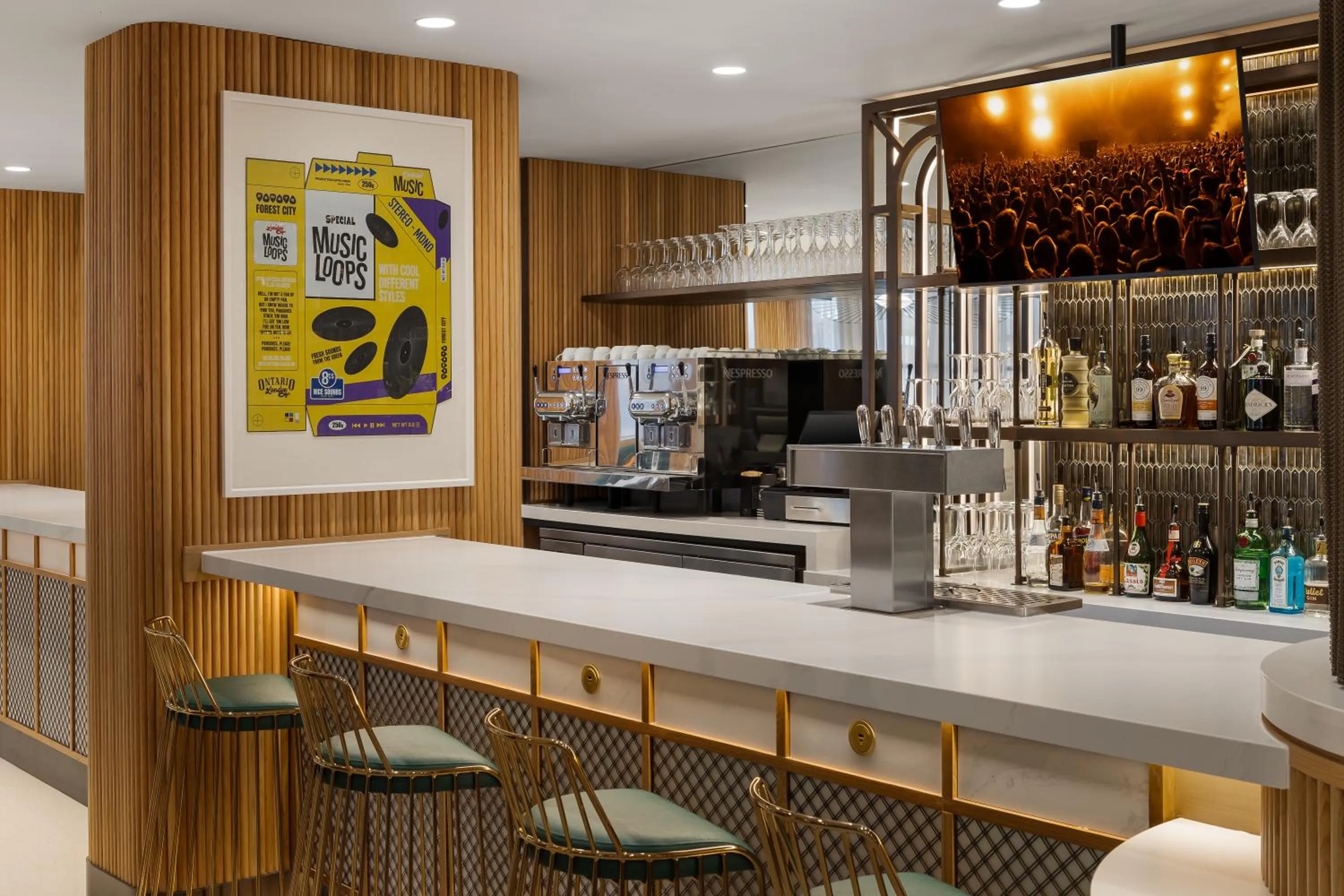 Lounge or bar in Hard Rock Hotel London Ontario