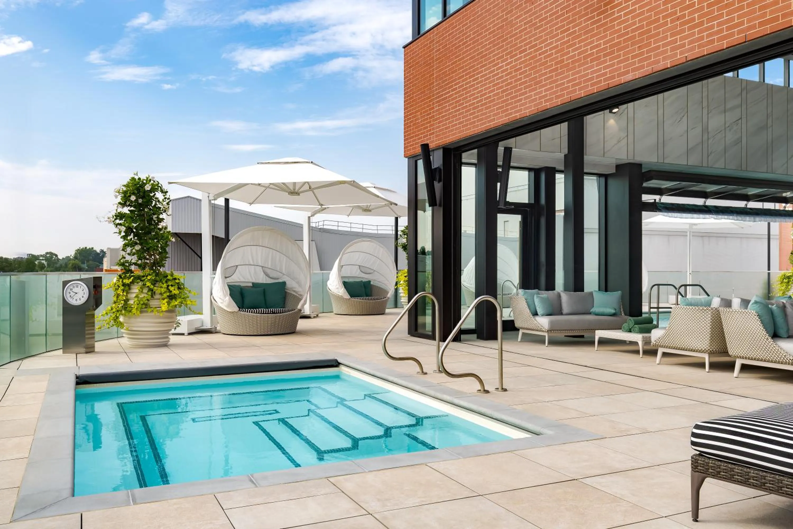 Hot Tub in Hard Rock Hotel London Ontario