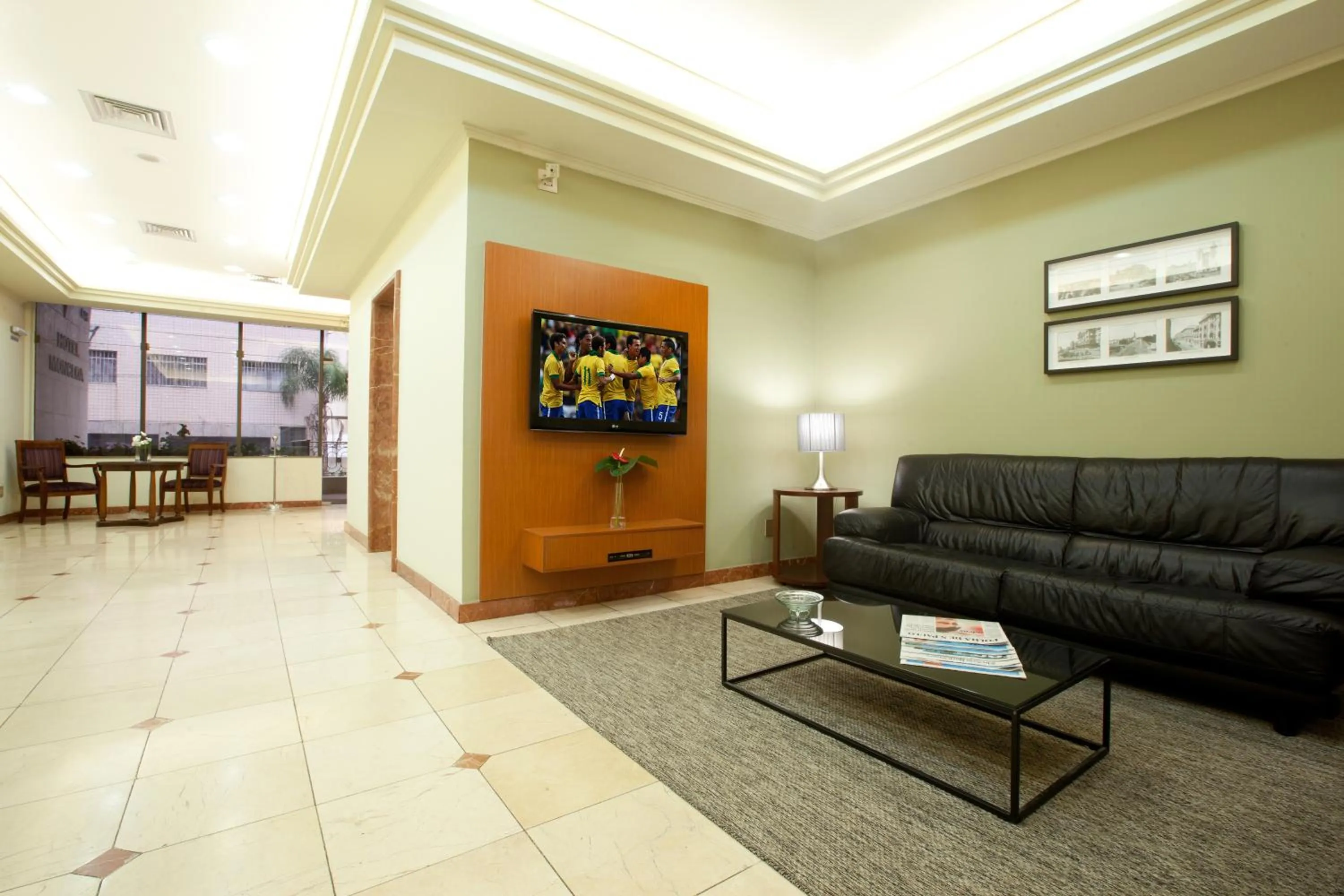 Living room in Hotel Moncloa